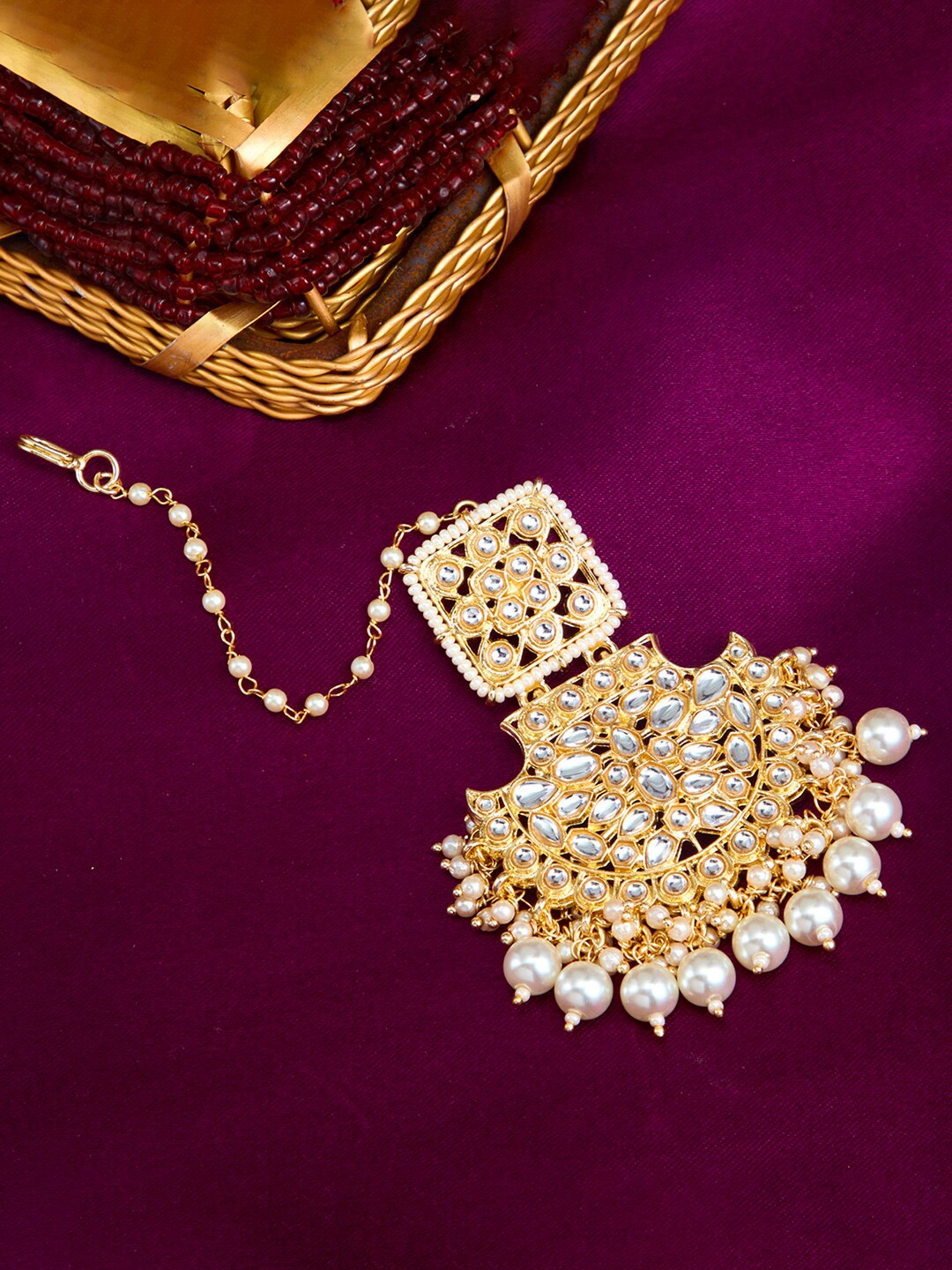 

Sukkhi Gold Plated Kundan Studded Maang Tika