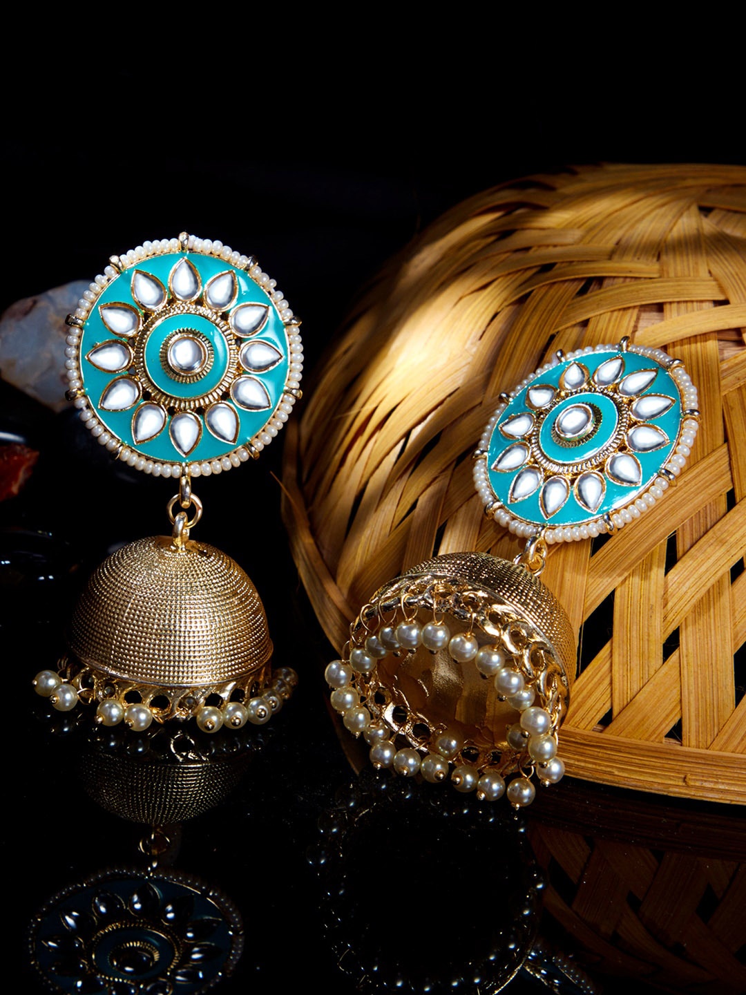 

Sukkhi Gold-Plated Kundan Meenakari Dome Shaped Jhumkas Earrings