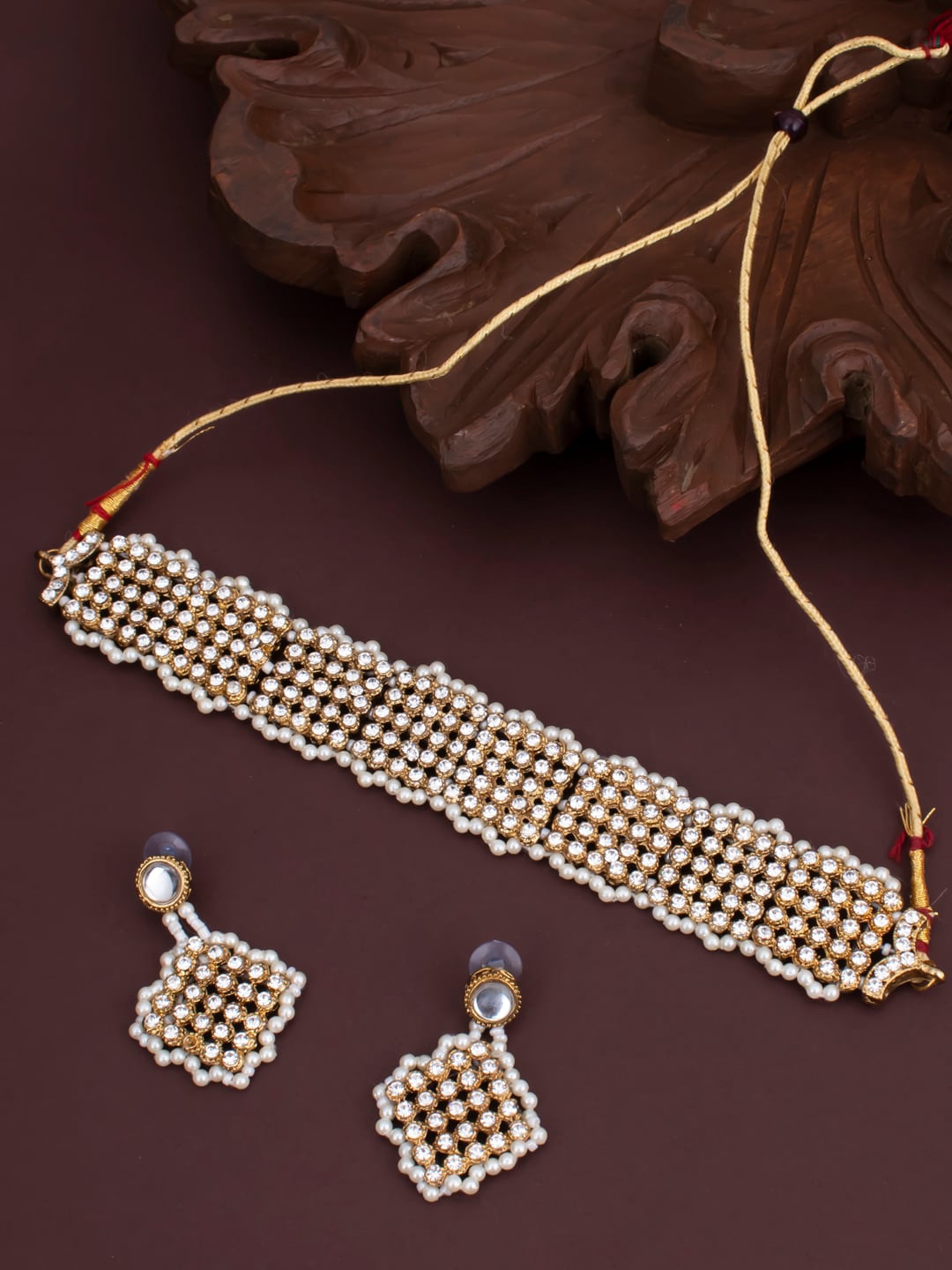 

Sukkhi Gold Plated Choker Jewellery Set