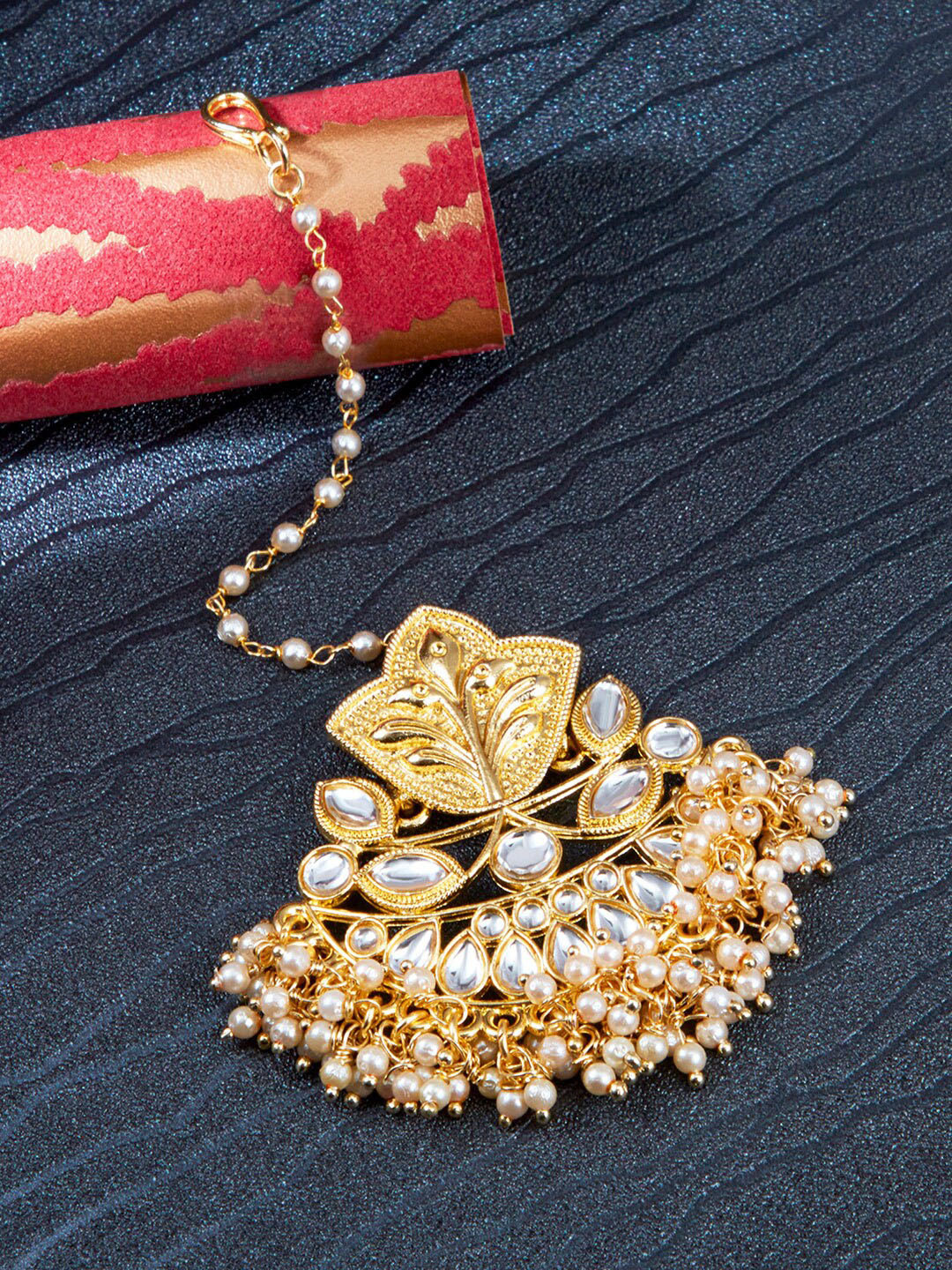 

Sukkhi Gold Plated Kundan Studded Maang Tika