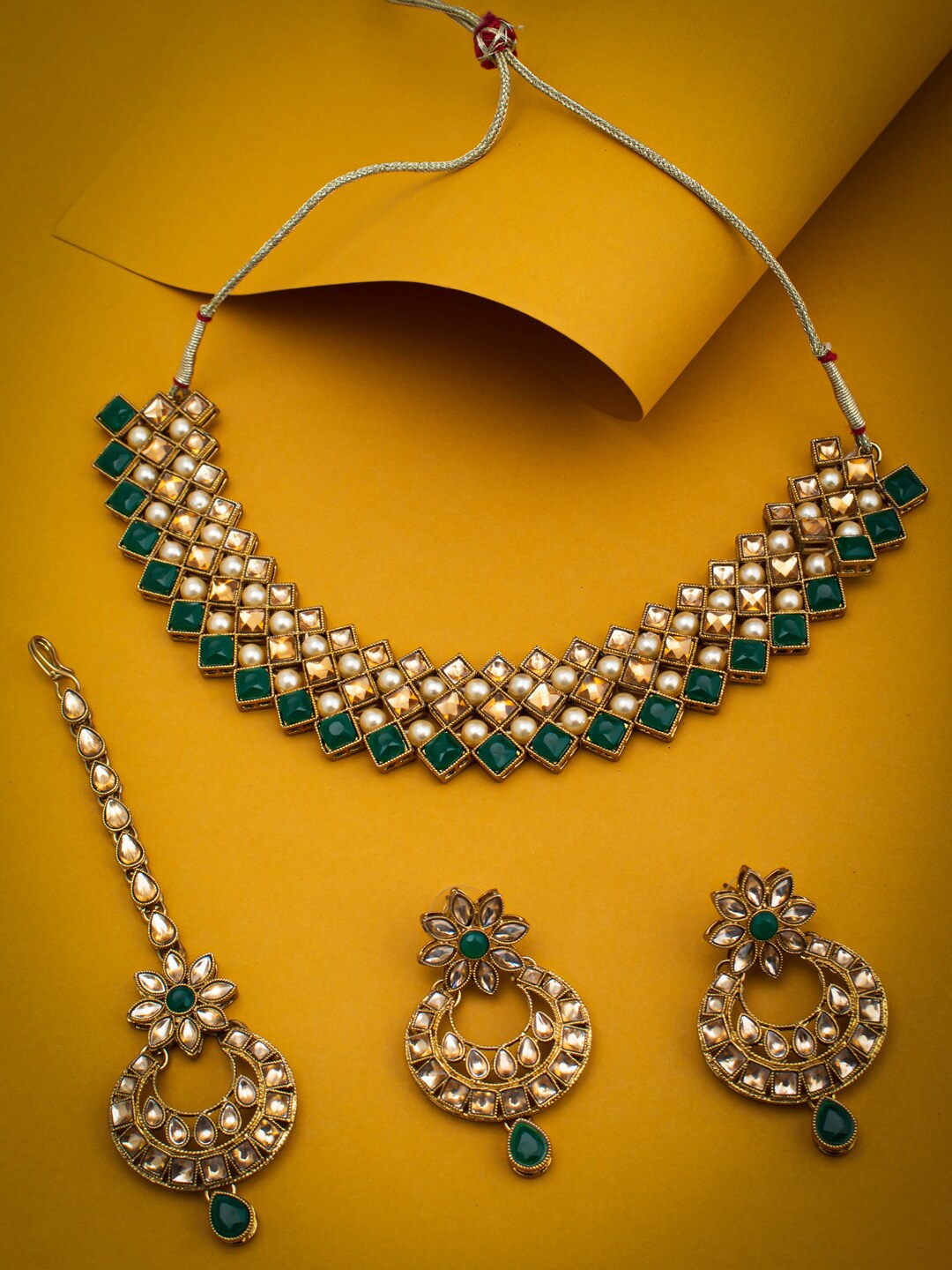 

Sukkhi Gold Plated Choker Necklace Jewellery Set