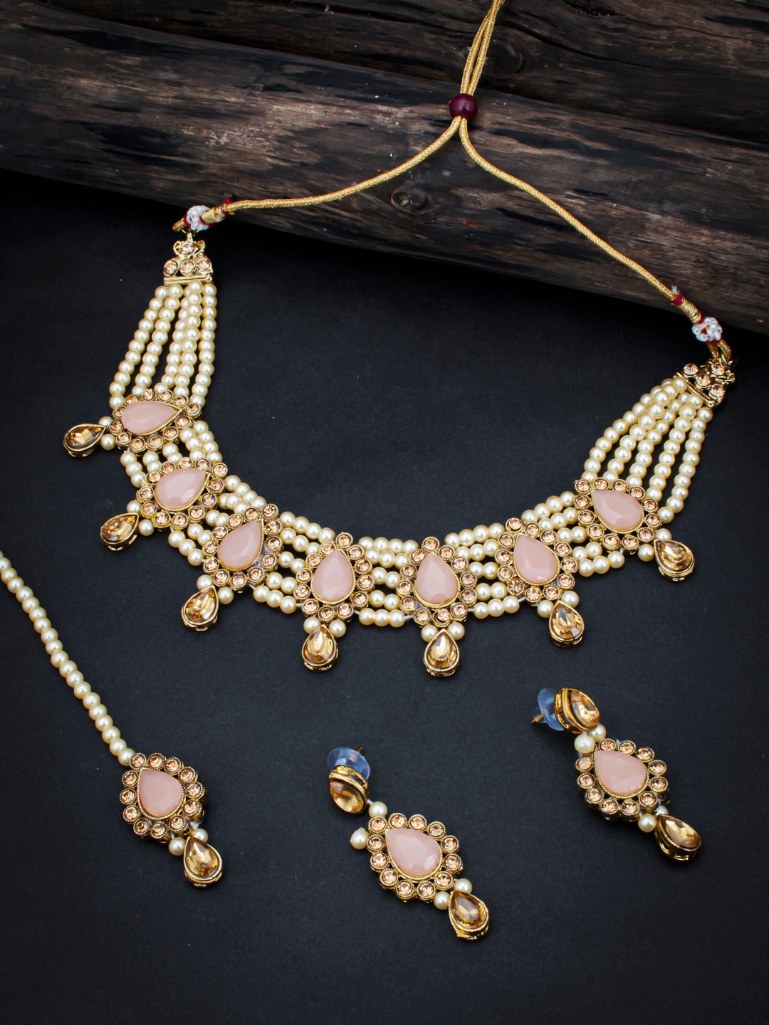 

Sukkhi Gold Plated Choker Necklace Jewellery Set
