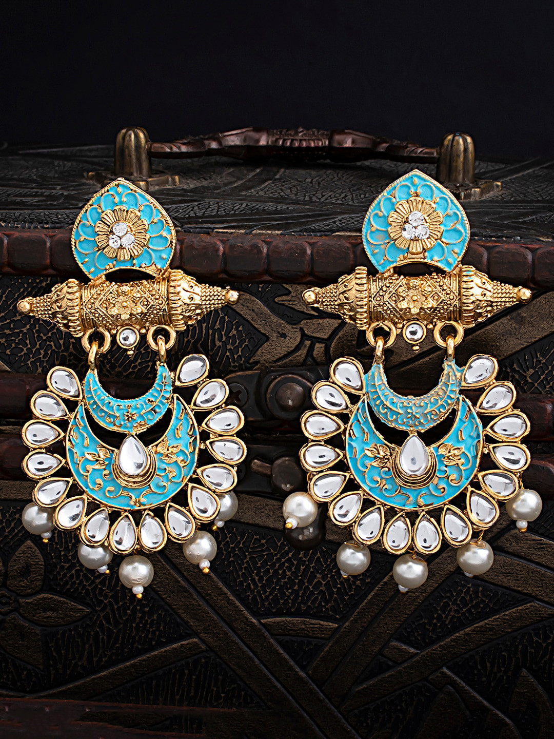 

Sukkhi Gold Plated Contemporary Chandbalis Earrings