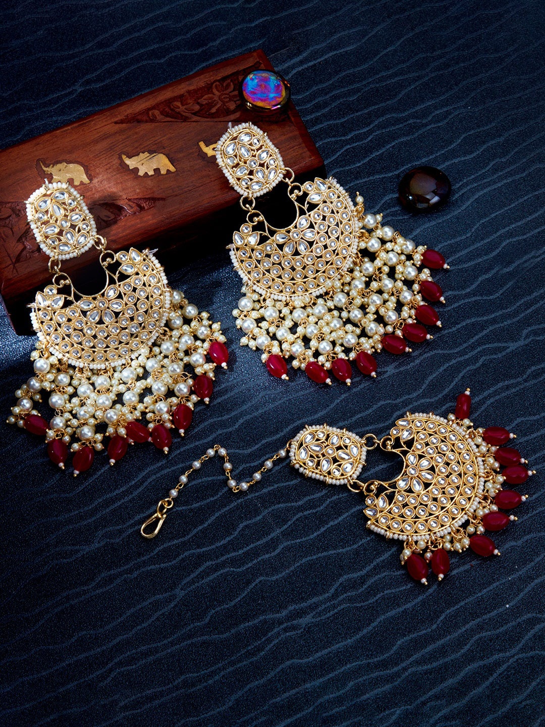 

Sukkhi Gold Plated Kundan Jewellery Set