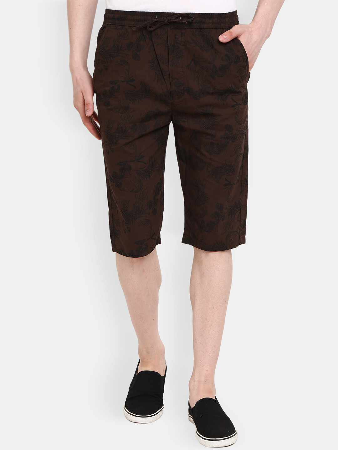 

V-Mart Men Printed Cotton Shorts, Brown