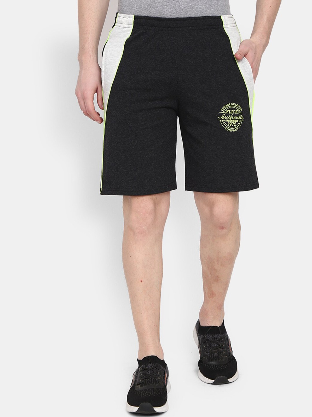 

V-Mart Men Colourblocked Mid Rise Sports Shorts, Grey