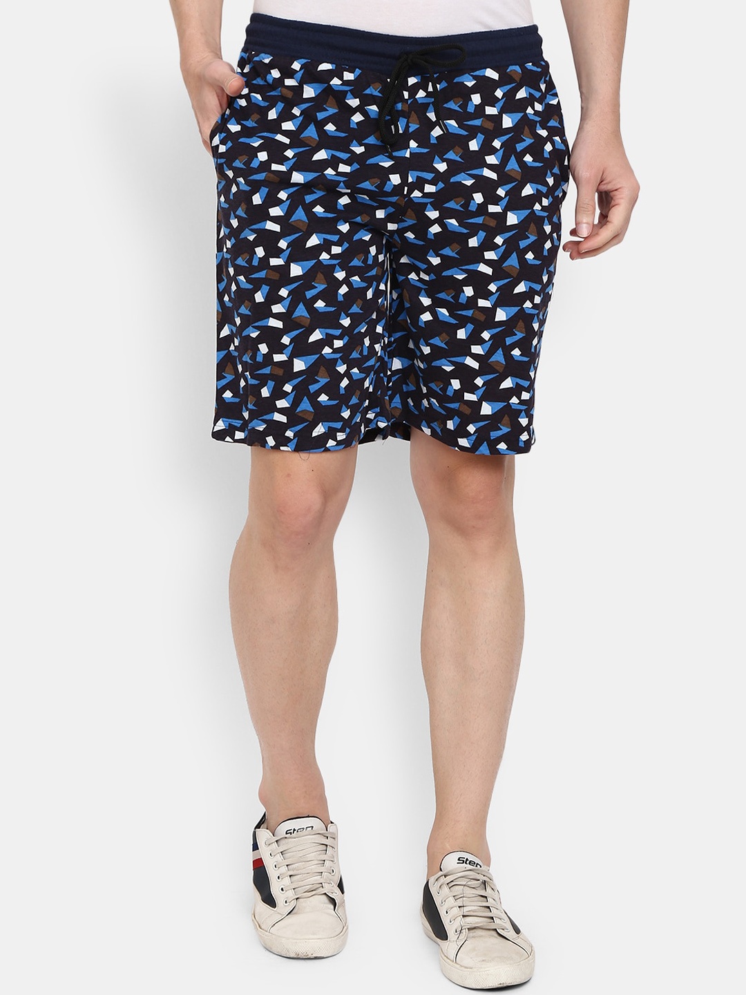 

V-Mart Men Mid-Rise Geometric Printed Outdoor Cotton Shorts, Navy blue