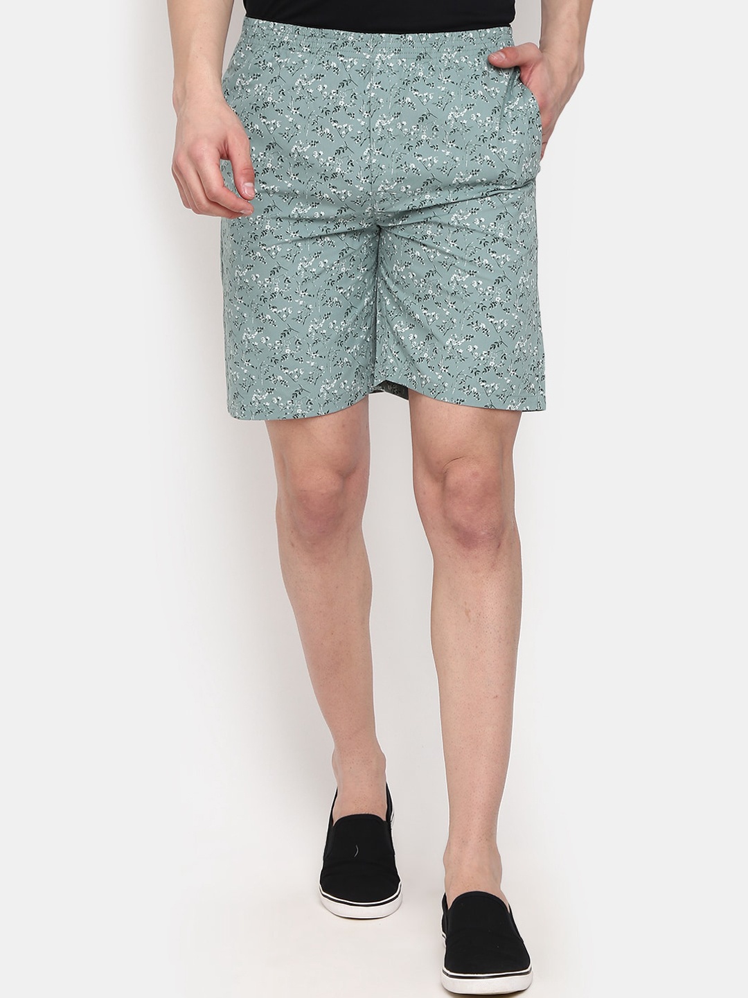 

V-Mart Men Floral Printed Mid-Rise Cotton Shorts, Green