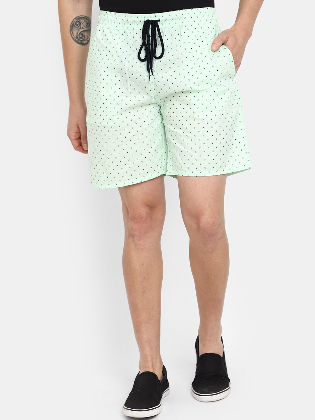 

V-Mart Men Micro Ditsy Printed Mid-Rise Cotton Shorts, Green