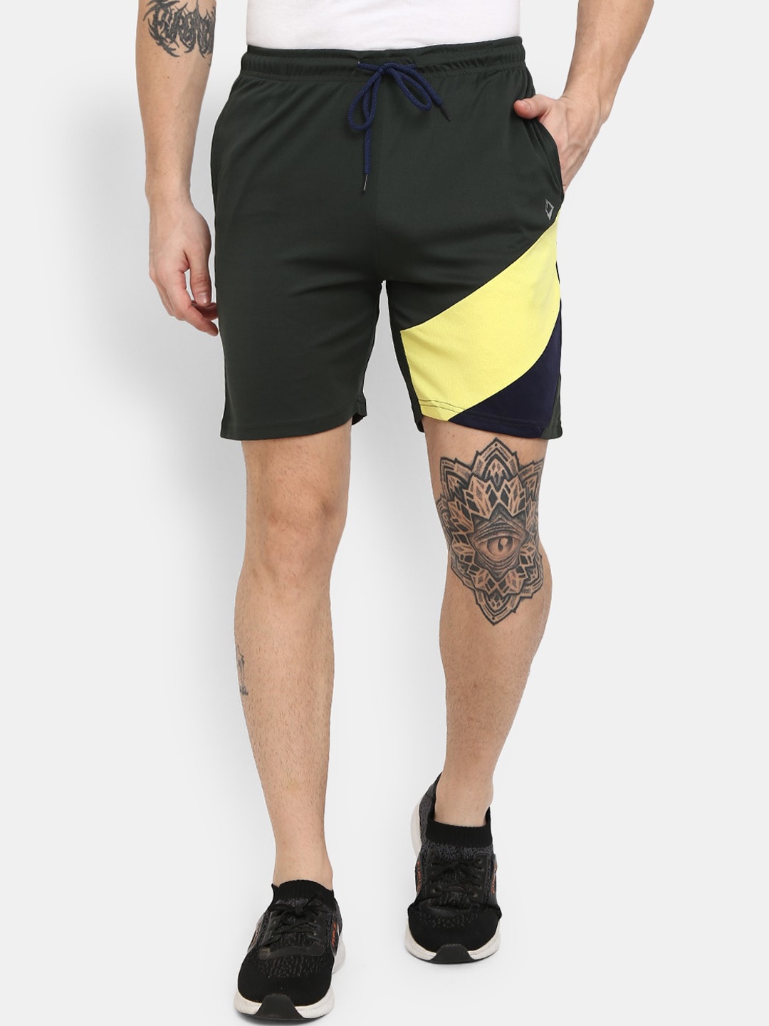 

V-Mart Men Mid-Rise Outdoor Sports Regular Shorts, Black