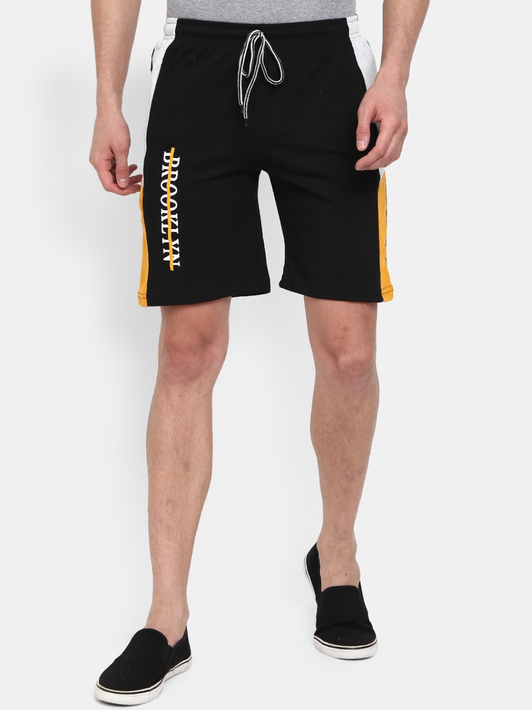 

V-Mart Men Mid-Rise Cotton Shorts, Black