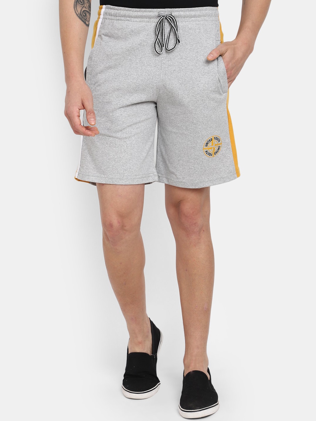 

V-Mart Men Colourblocked Mid Rise Casual Shorts, Grey