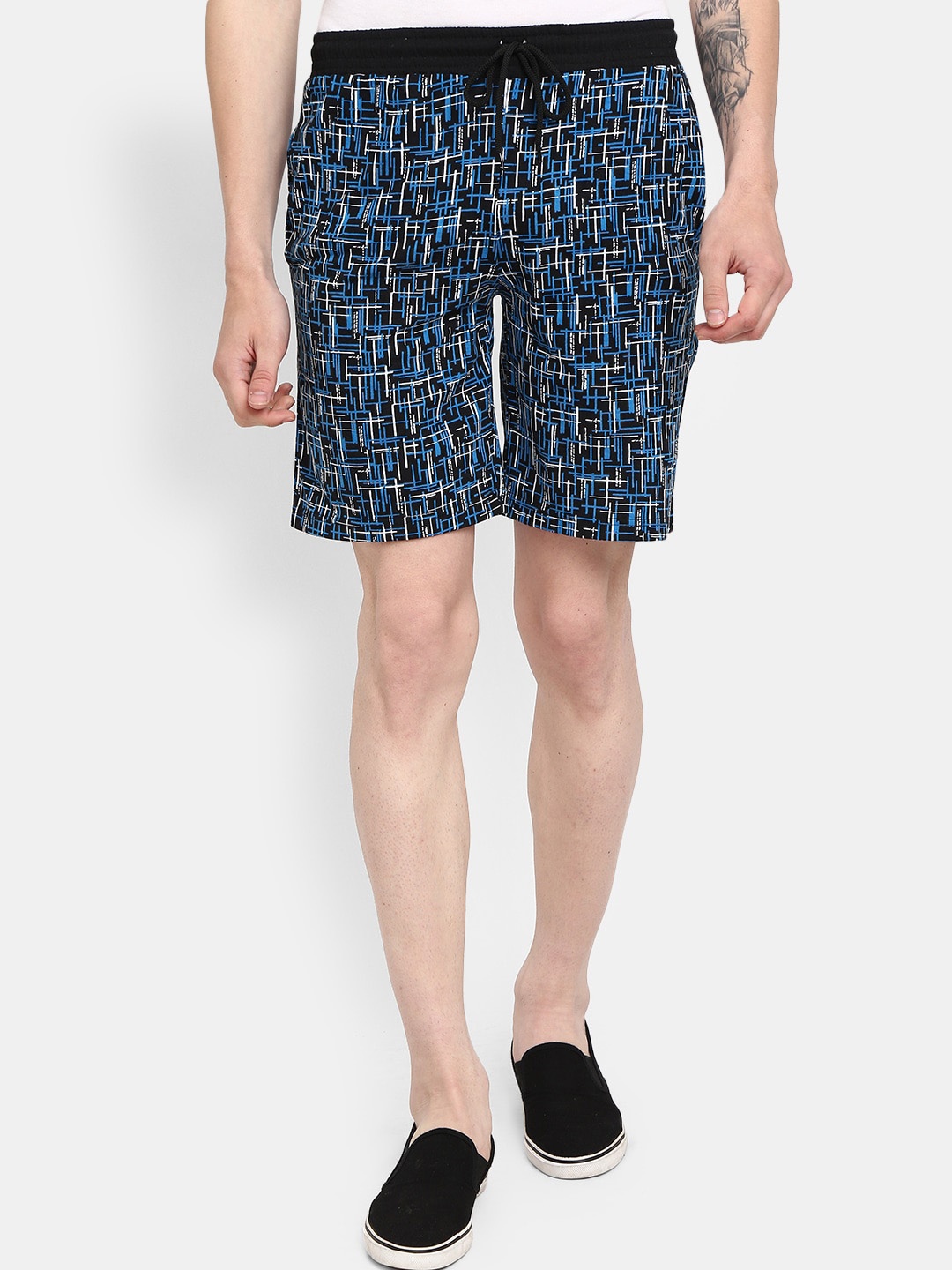 

V-Mart Men Geometric Printed Mid -Rise Cotton Shorts, Black