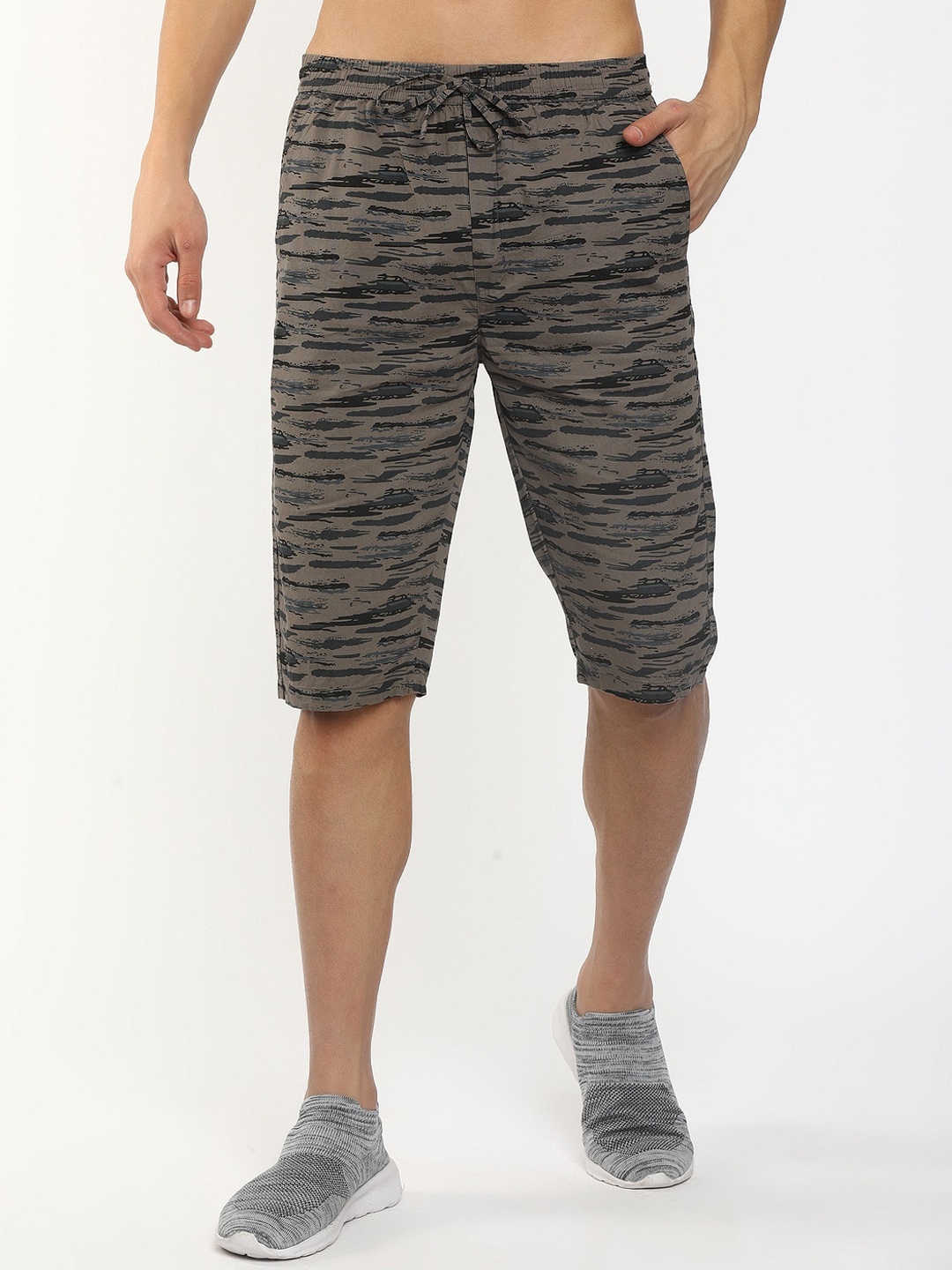 

V-Mart Men Abstract Printed Mid -Rise Cotton Shorts, Brown