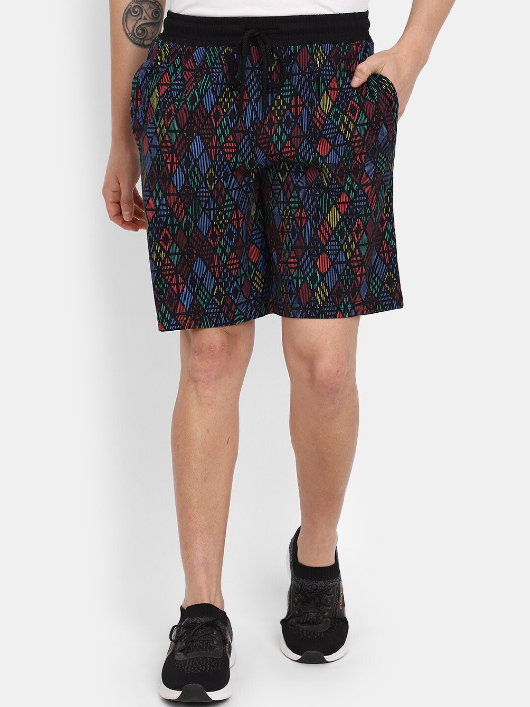 

V-Mart Men Geometric Printed Mid -Rise Cotton Sports Shorts, Black