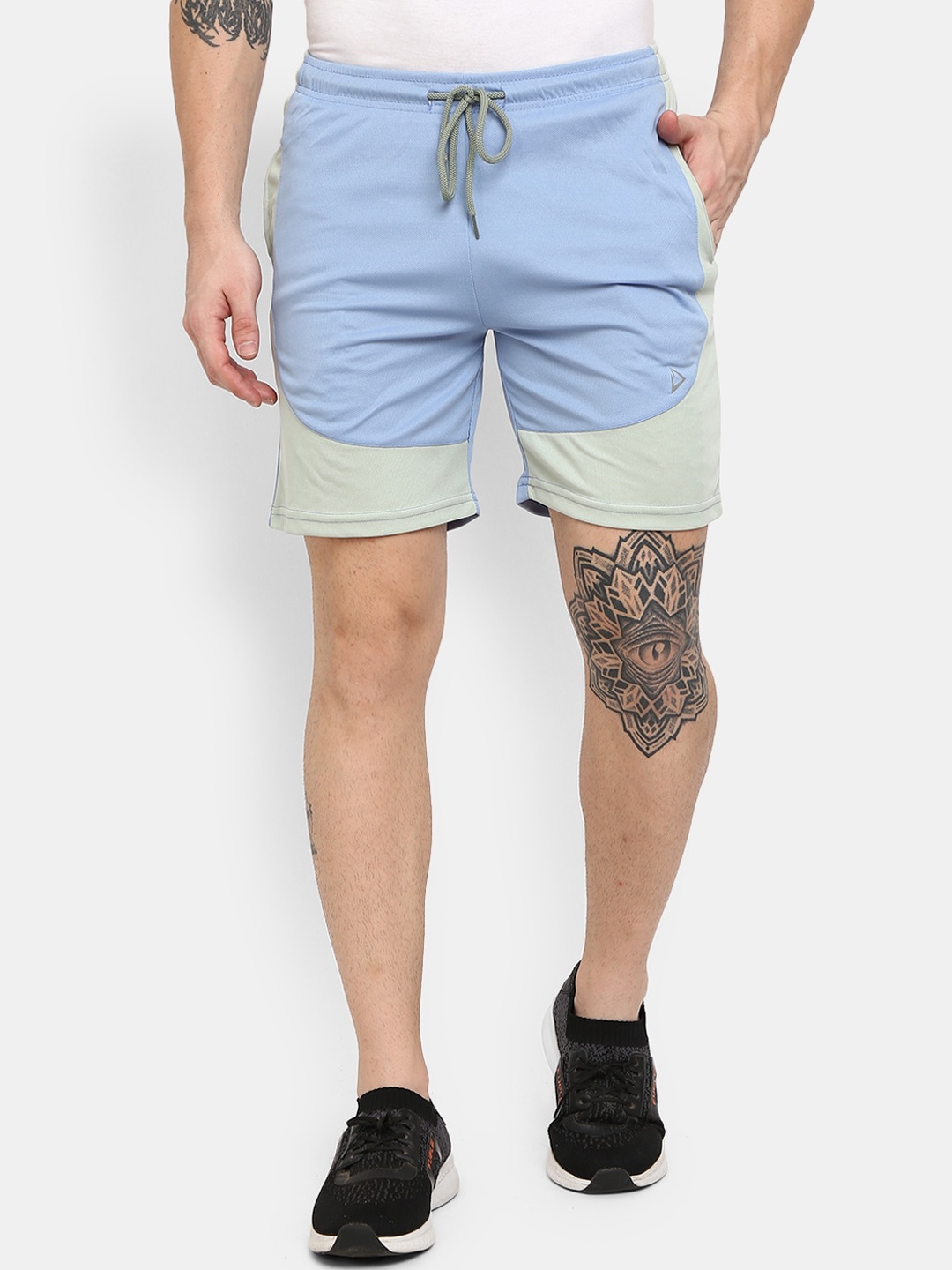 

V-Mart Men Colourblocked Mid Rise Sports Shorts, Blue