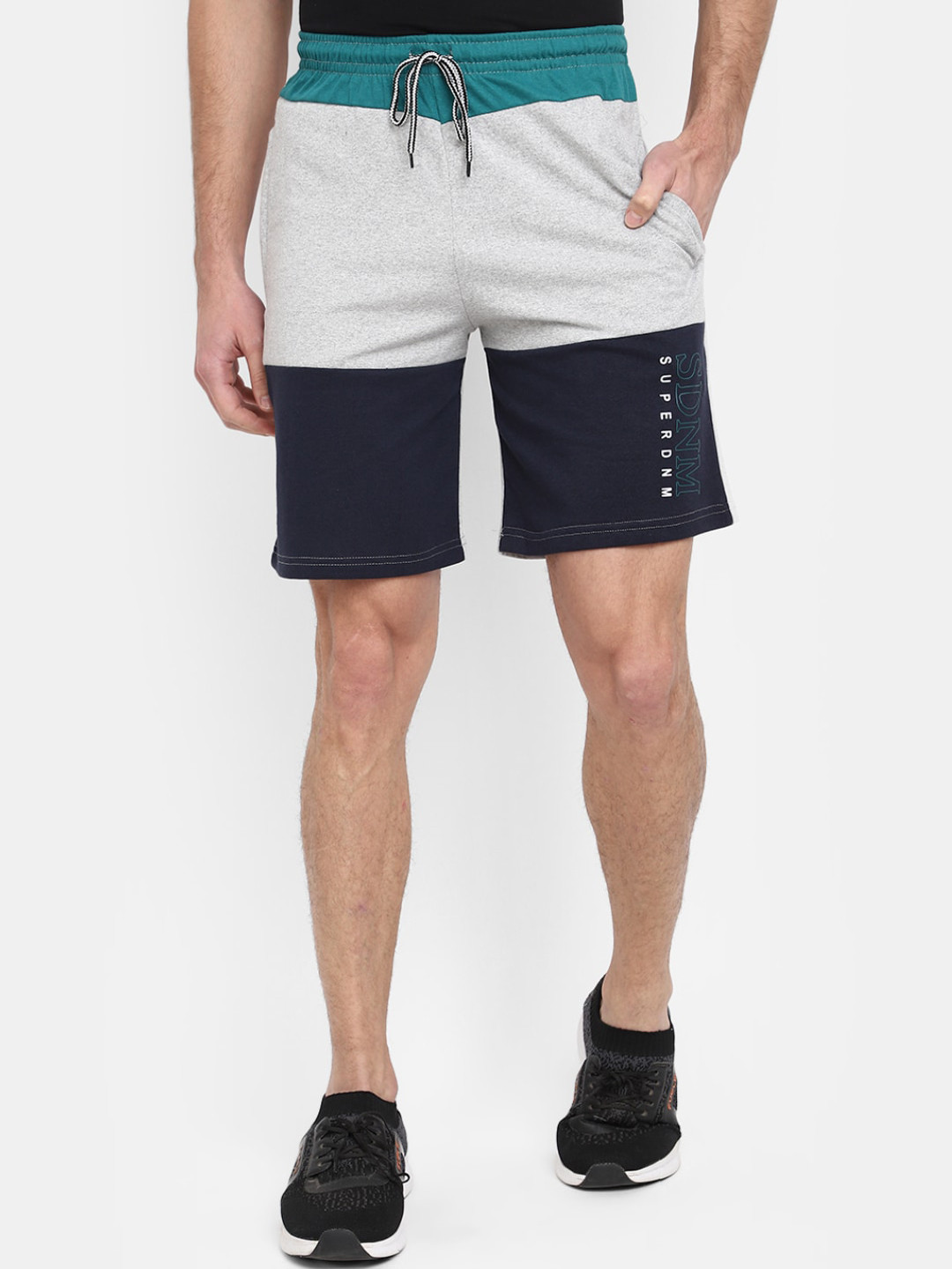 

V-Mart Men Colourblocked Mid-Rise Above Knee Length Cotton Shorts, Grey