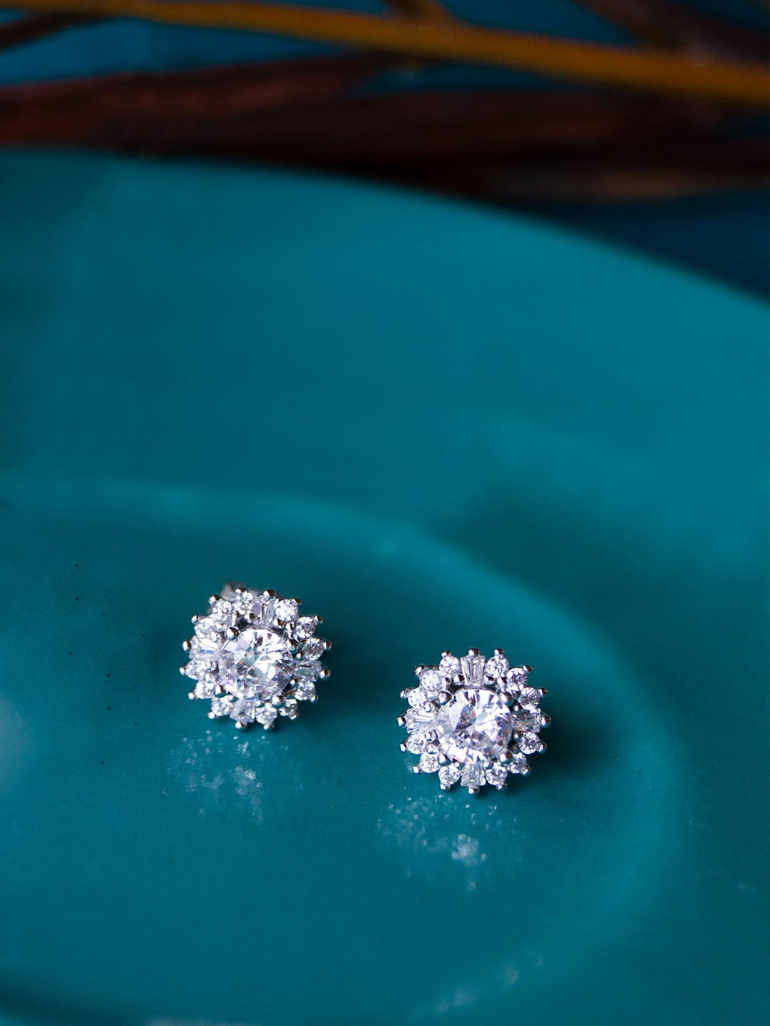 

MANNASH Silver-Plated Floral Studs Earrings