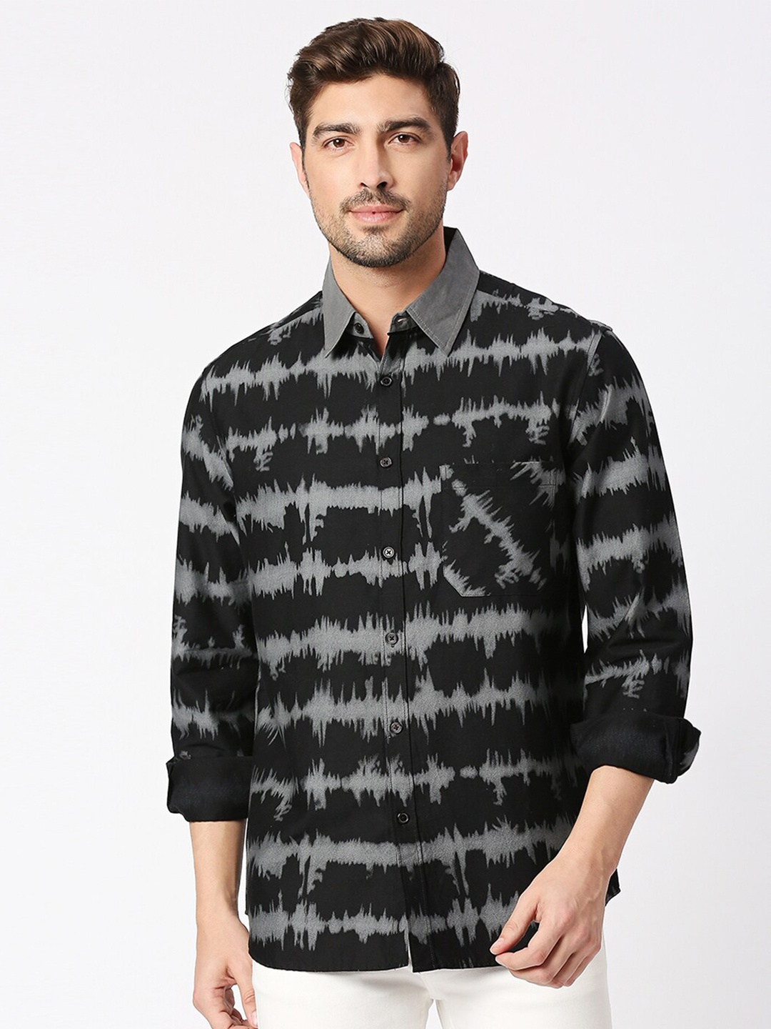 

Blamblack Relaxed Abstract Printed Spread Collar Casual Shirt, Black