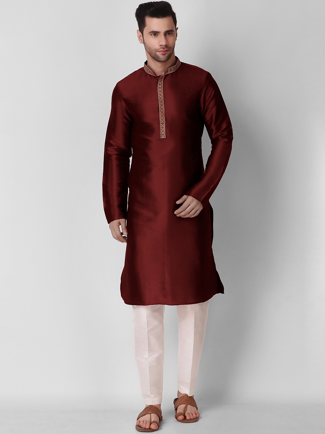 

Cult Indie Mandarin Collar Woven Design Thread Work Kurta with Pyjamas, Maroon