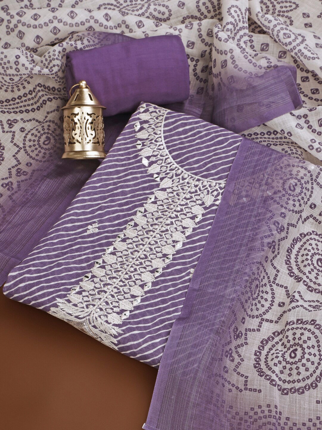 

Inddus Purple & White Leheriya Printed Linen Unstitched Dress Material