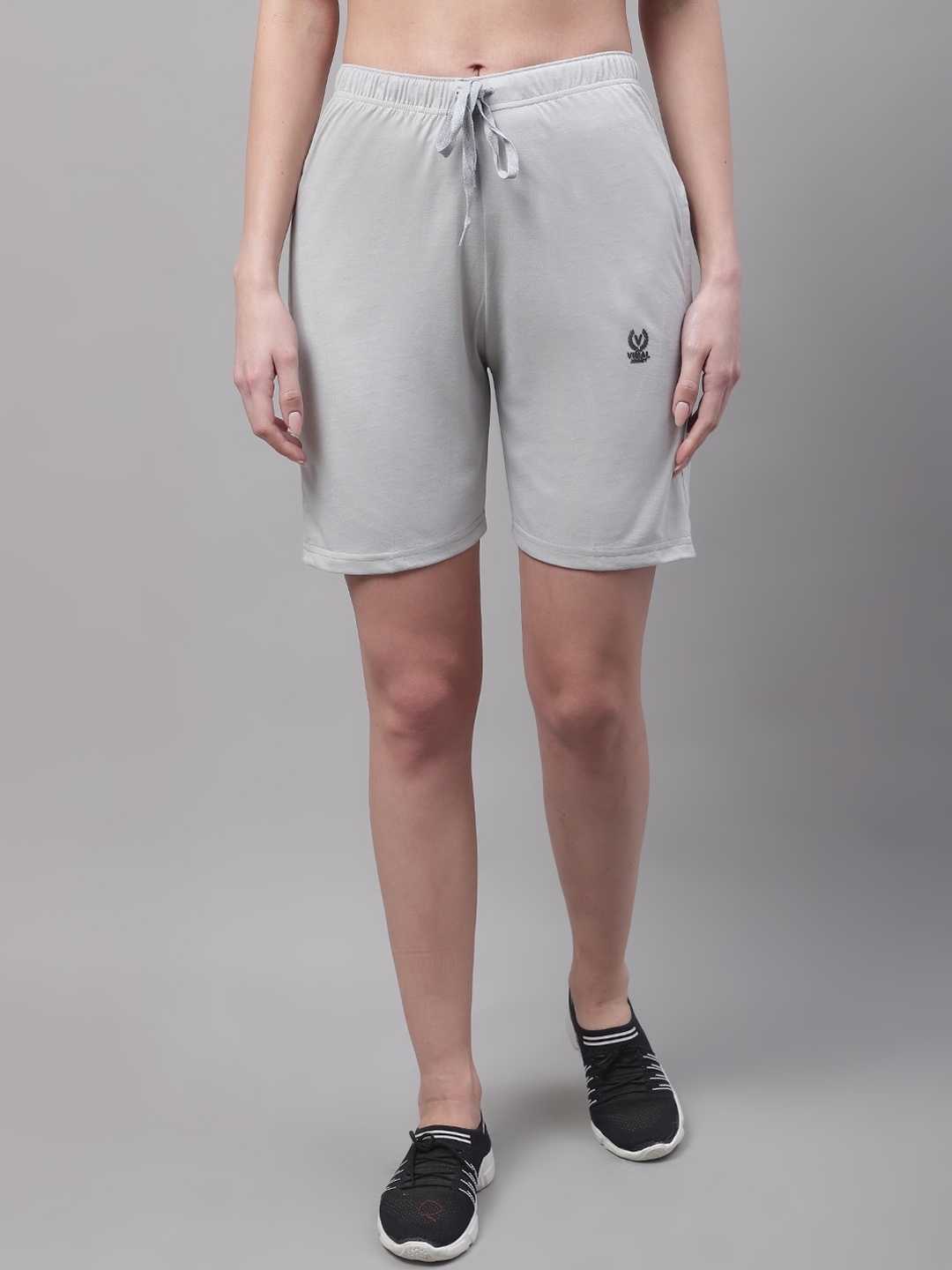

MACK JONNEY Women Mid-Rise Above Knee Sports Shorts, Grey