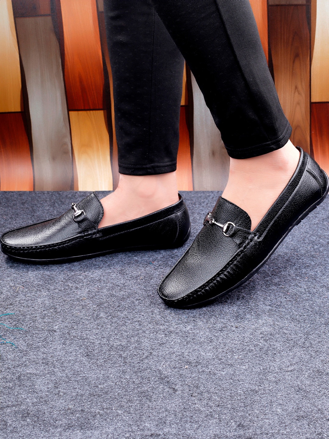 

Bxxy Men Textured Slip On Loafers, Black