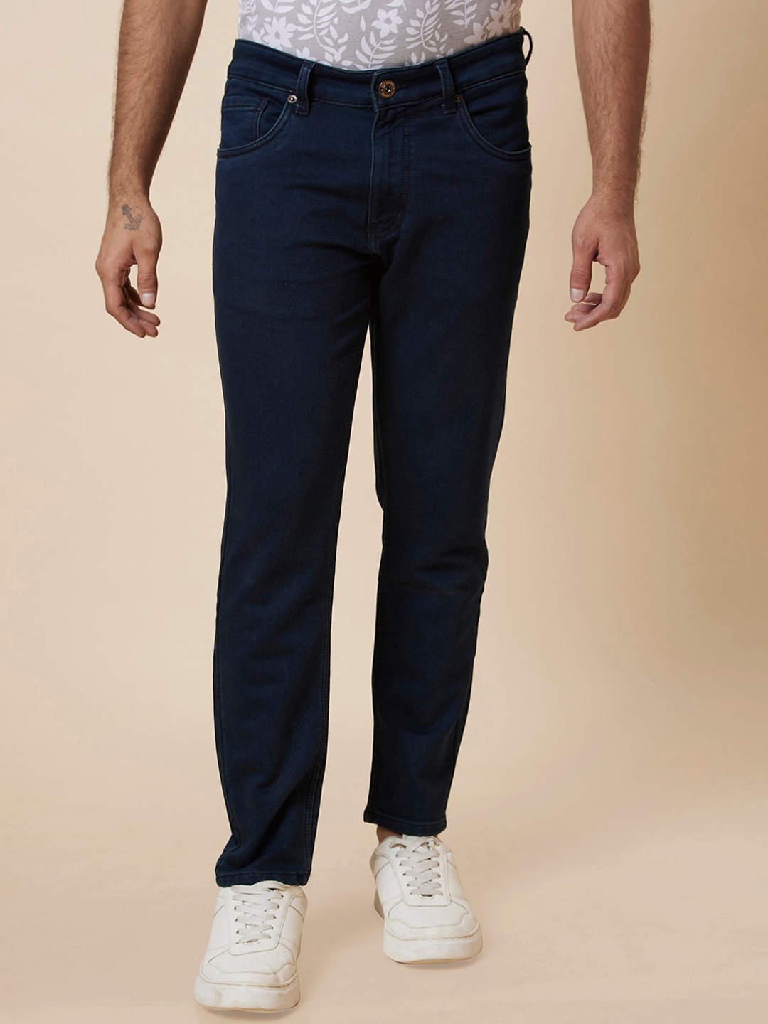

Globus Men Mid-Rise Tapered Fit Stretchable Jeans, Blue