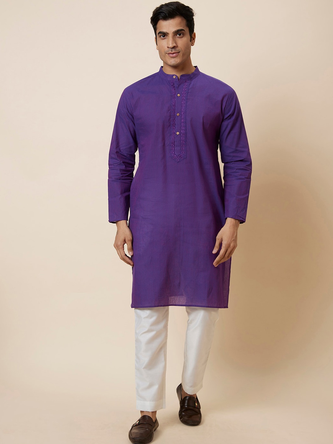 

Globus Striped Mandarin Collar Thread Work Pure Cotton Kurta, Purple