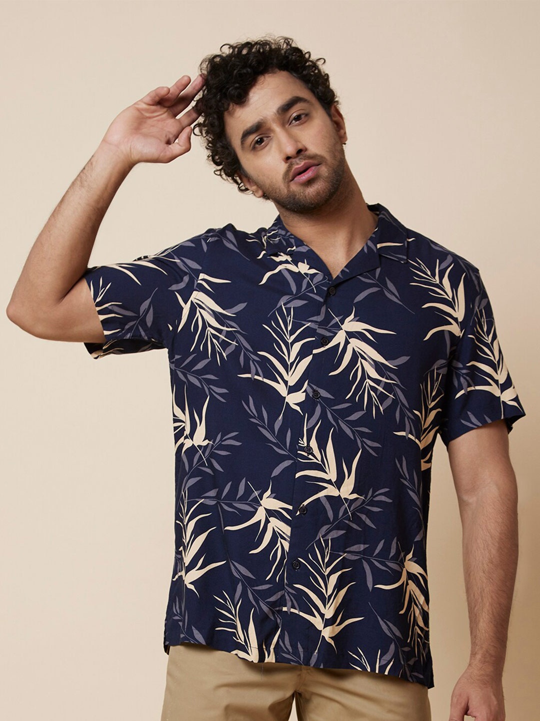 

Globus Original Regular Fit Floral Printed Viscose Resort Shirt, Navy blue