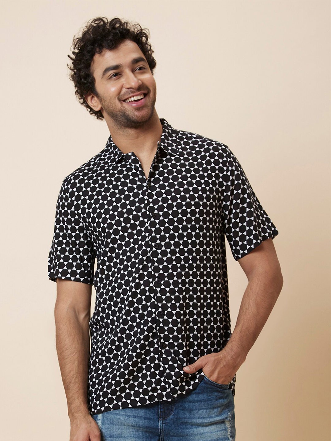 

Globus Original Geometric Printed Viscose Resort Shirt, Black