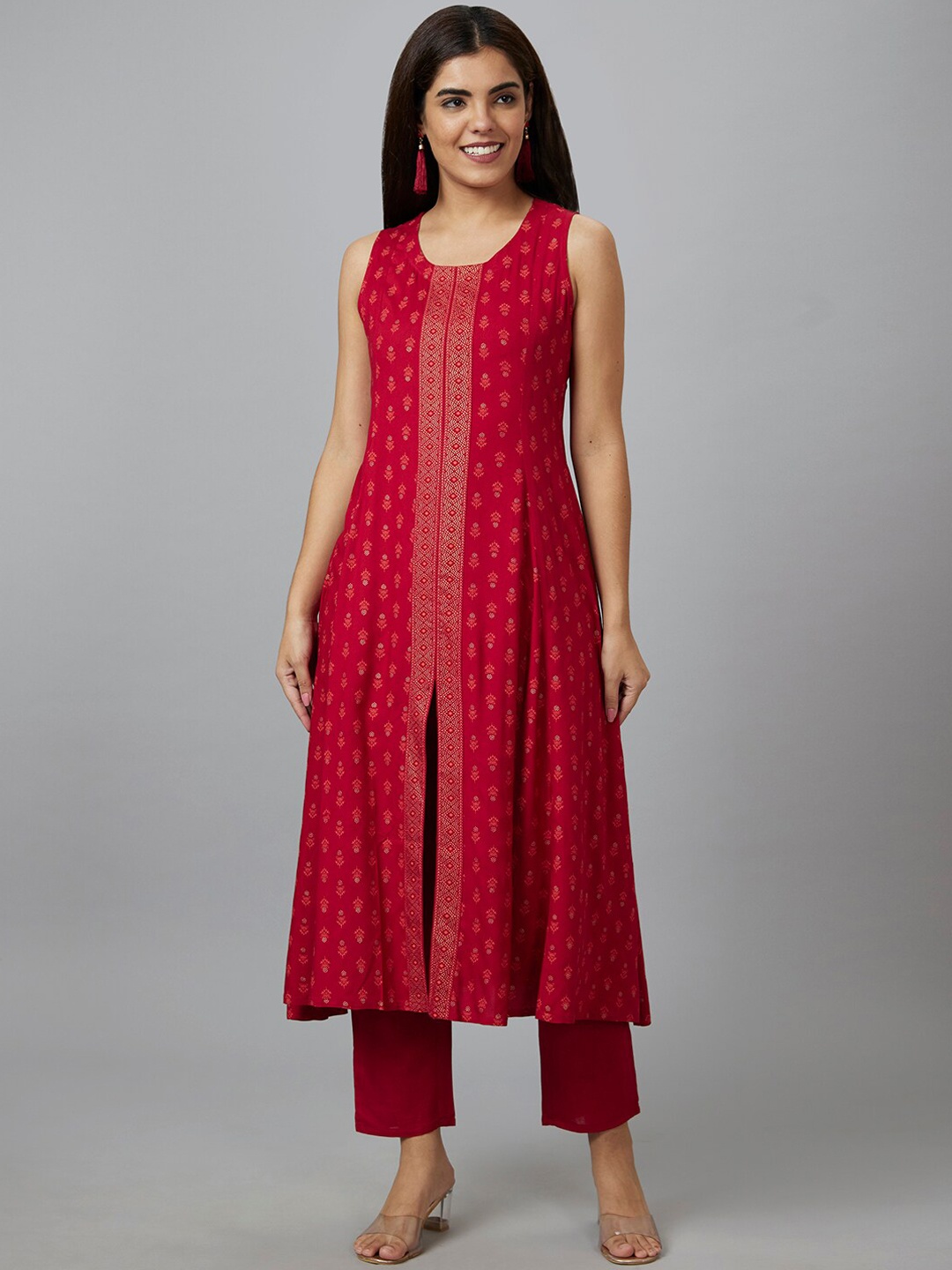 

Globus Red Ethnic Motifs Printed Sleeveless A-Line Kurta