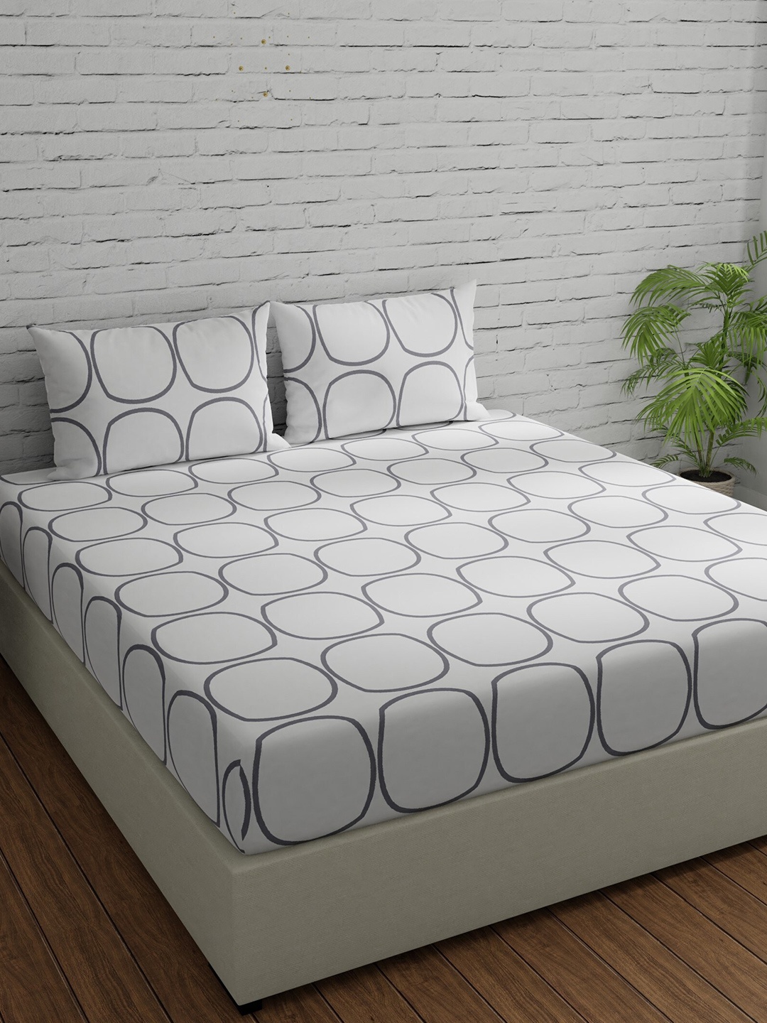 

Huesland Comfort White & Grey Printed 144 TC Cotton Queen Bedsheet & 2 Pillow Covers