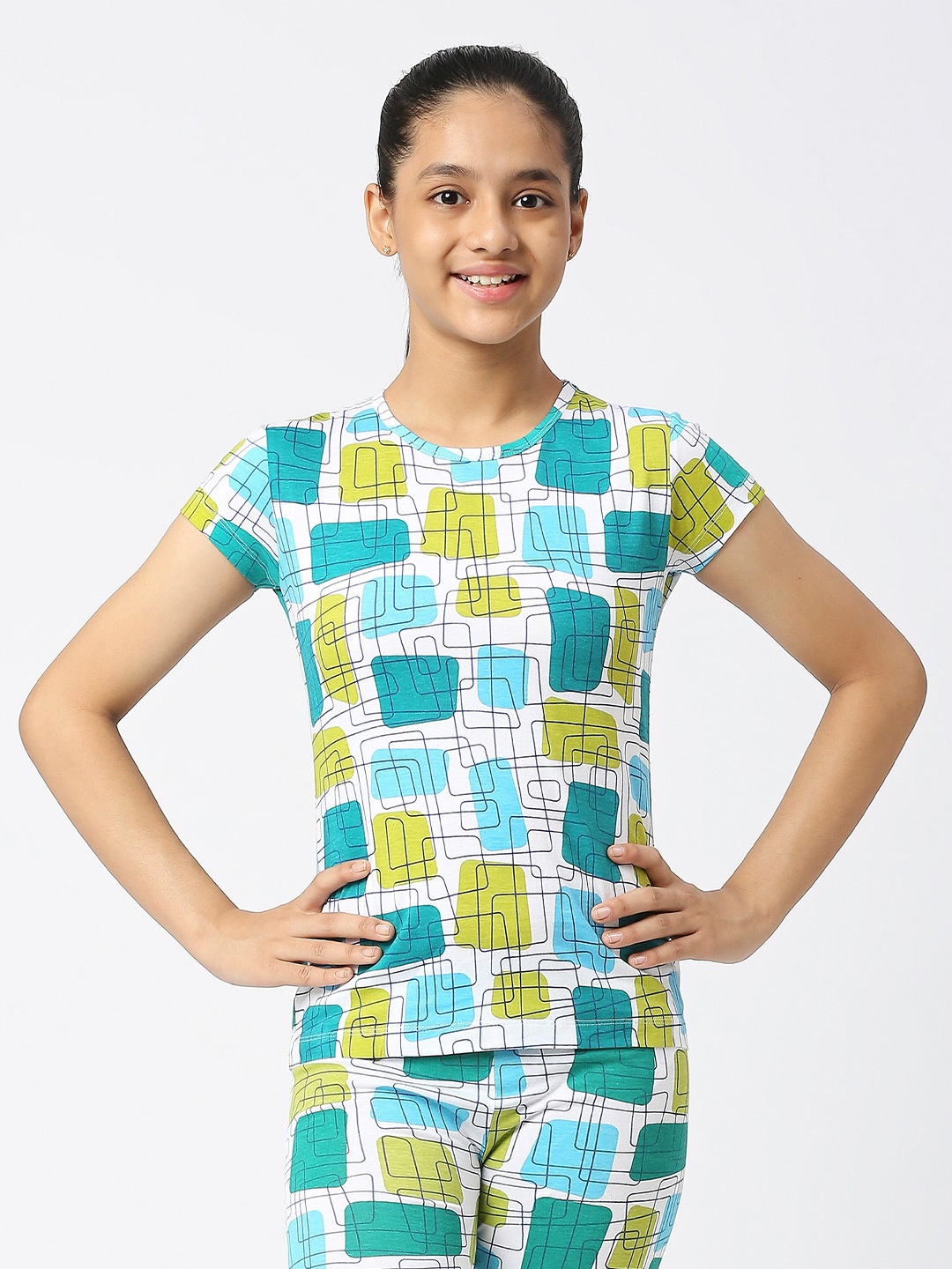 

SINI MINI Girls Geometric Printed Round Neck Cotton T-shirt, White