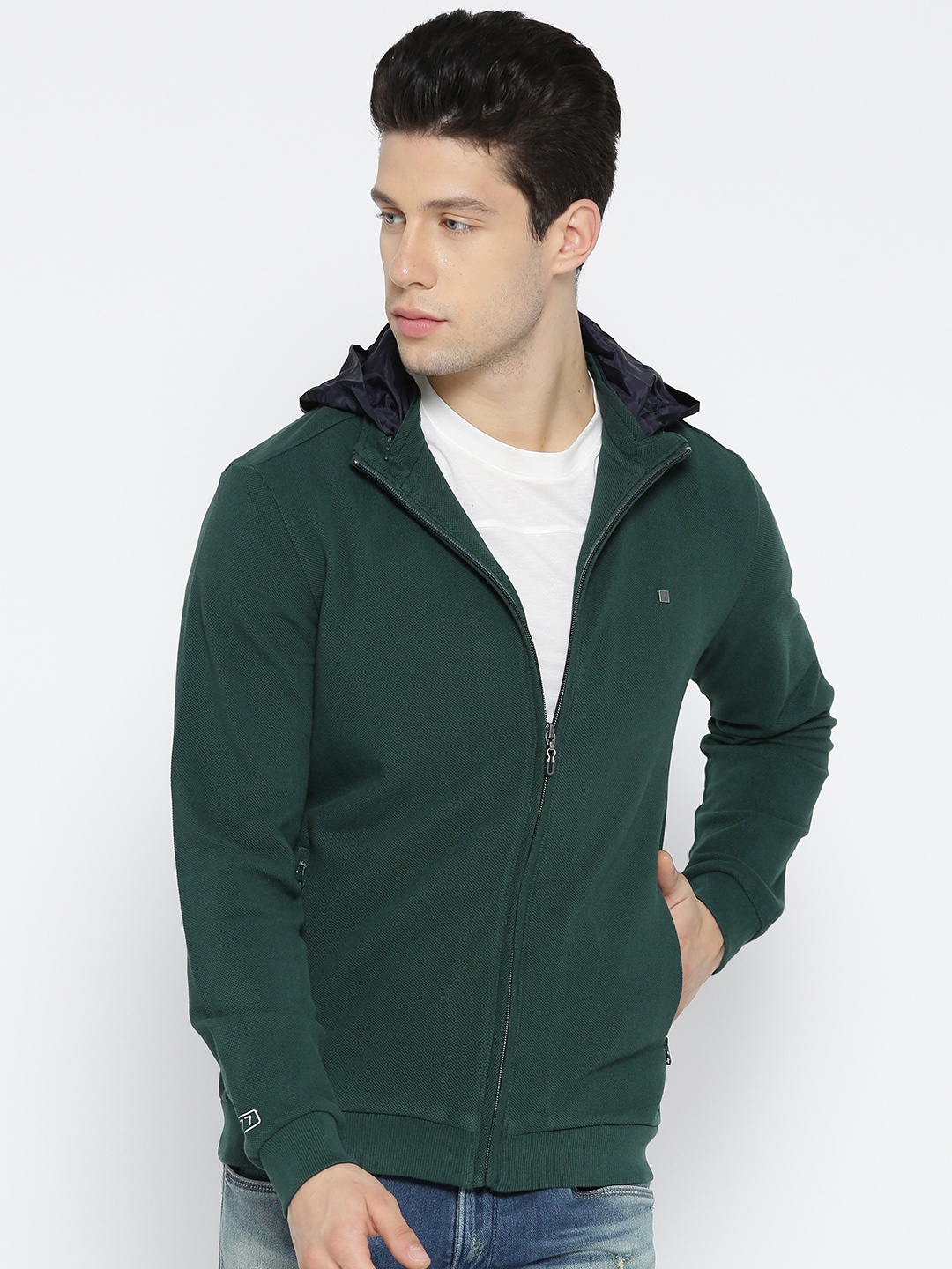 

Allen Solly Sport Men Green Solid Hooded Sweatshirt