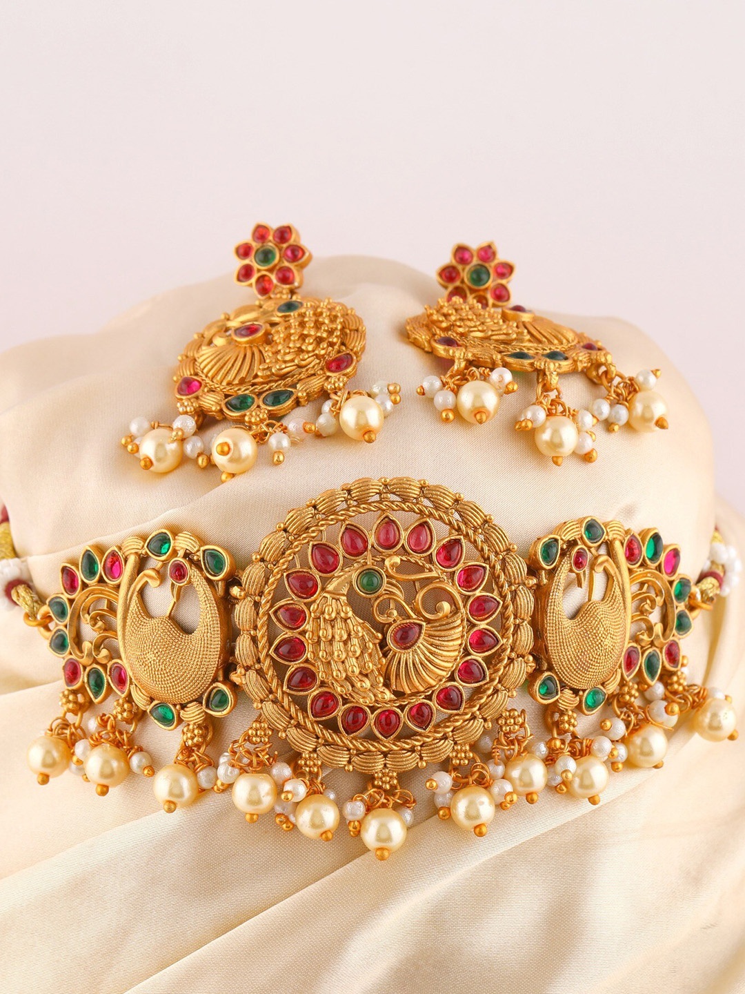 

ROFARWORD Gold-Plated Stone-Studded & Beaded Jewellery Set