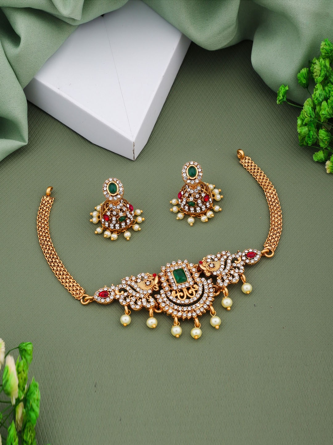 

ROFARWORD Gold-Plated Stone-Studded & Beaded Jewellery Set