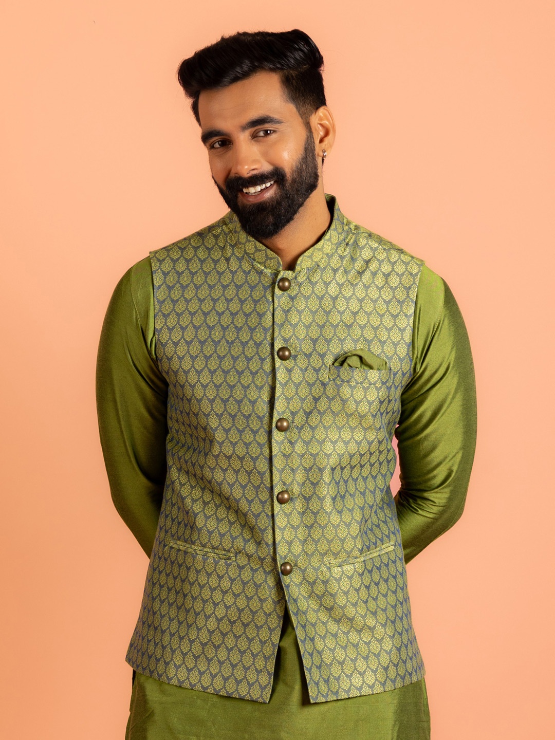 

KISAH Men Textured Zari Regular Fit Nehru Jacket, Green