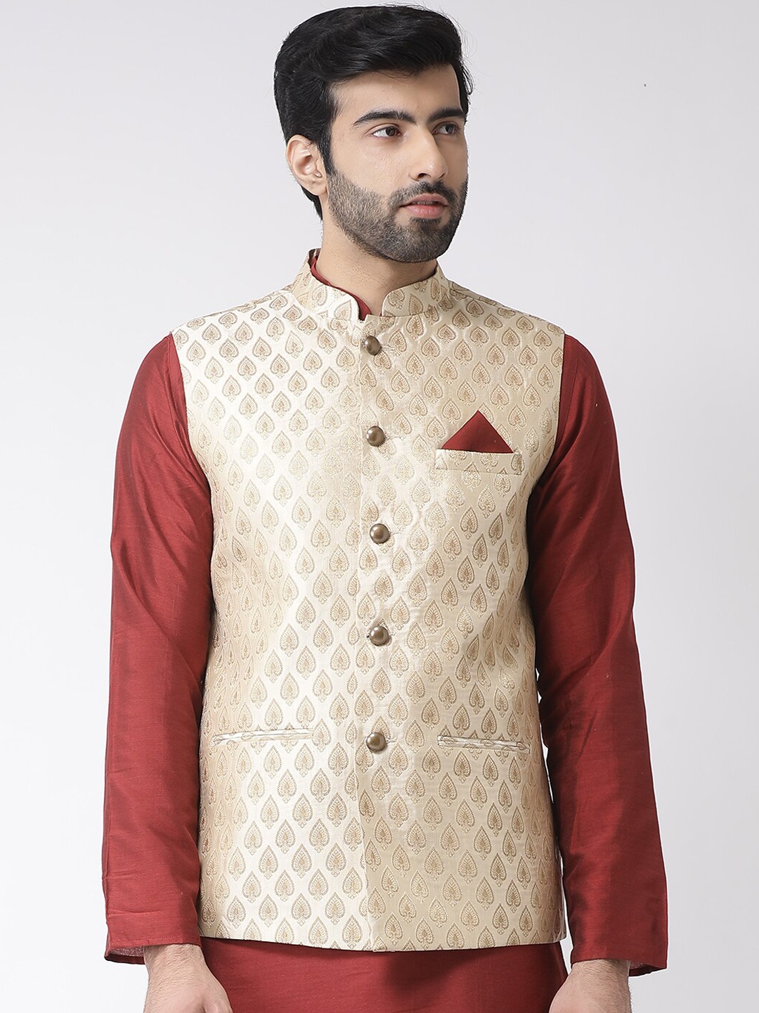 

KISAH Men Textured Zari Regular Fit Nehru Jacket, Gold