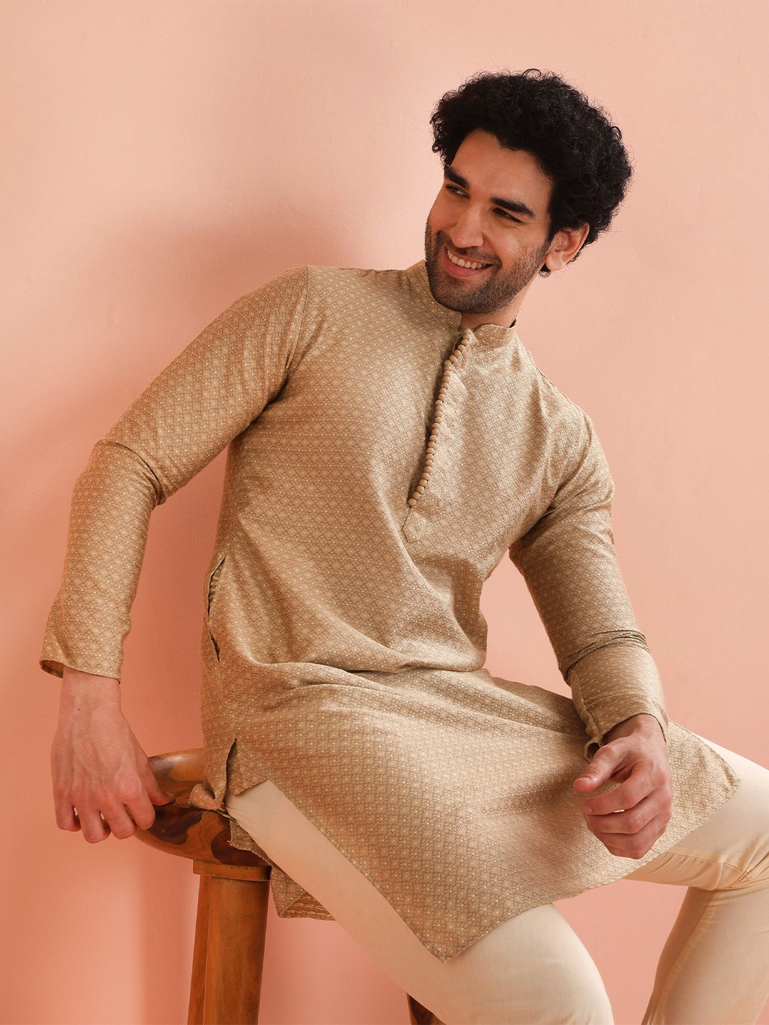 

KISAH Geometric Woven Design Mandarin Collar Straight Kurta, Camel brown