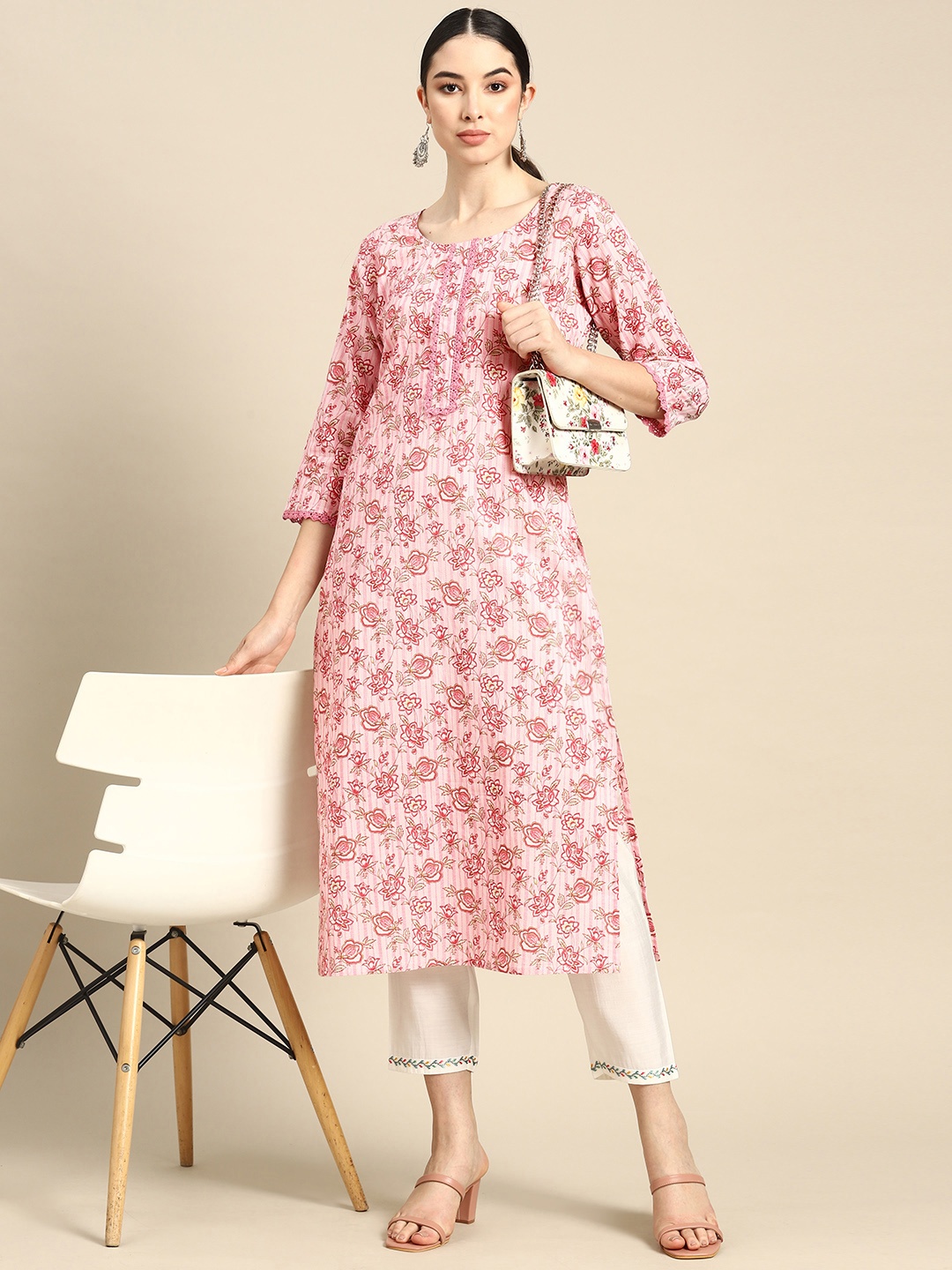 

Nayo Floral Printed Cotton Kurta, Pink