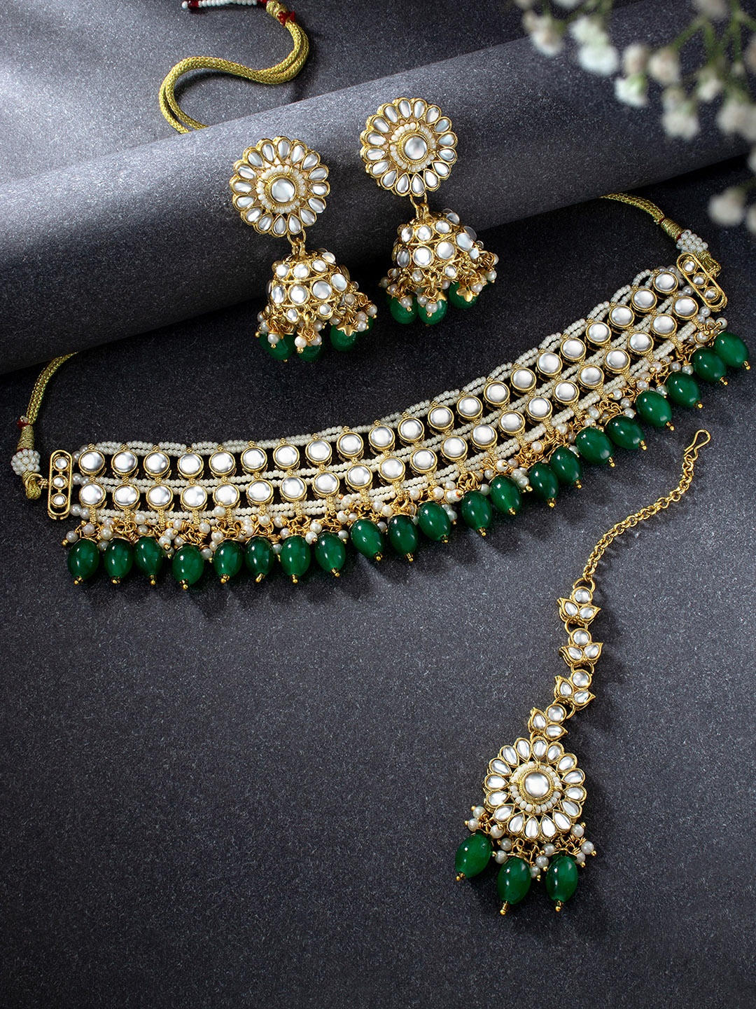 

Peora Gold-Plated Kundan Choker Necklace Jewellery Set, Green