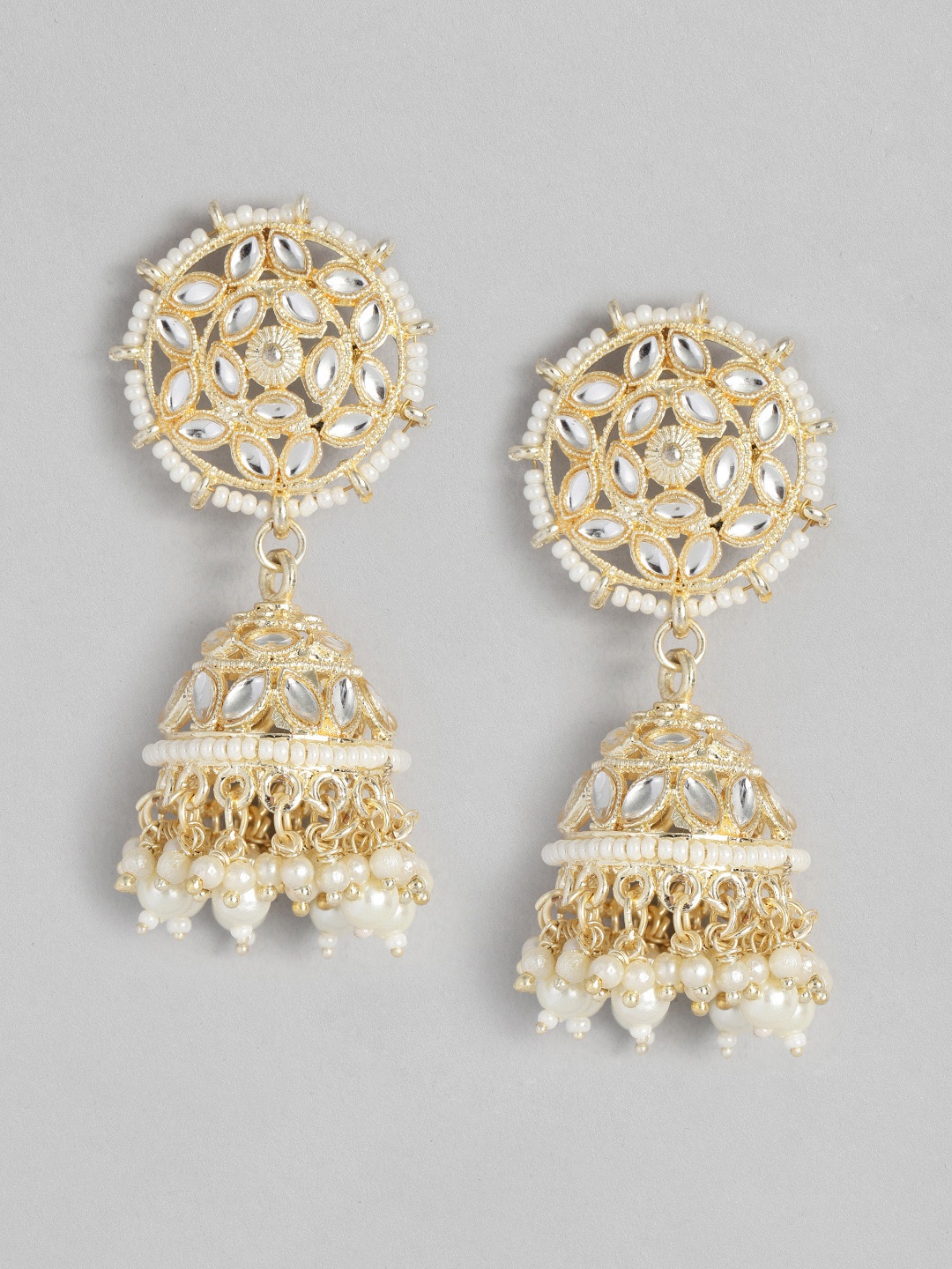 

Peora White Gold-Plated Kundan Studded Dome Shaped Jhumkas Earrings