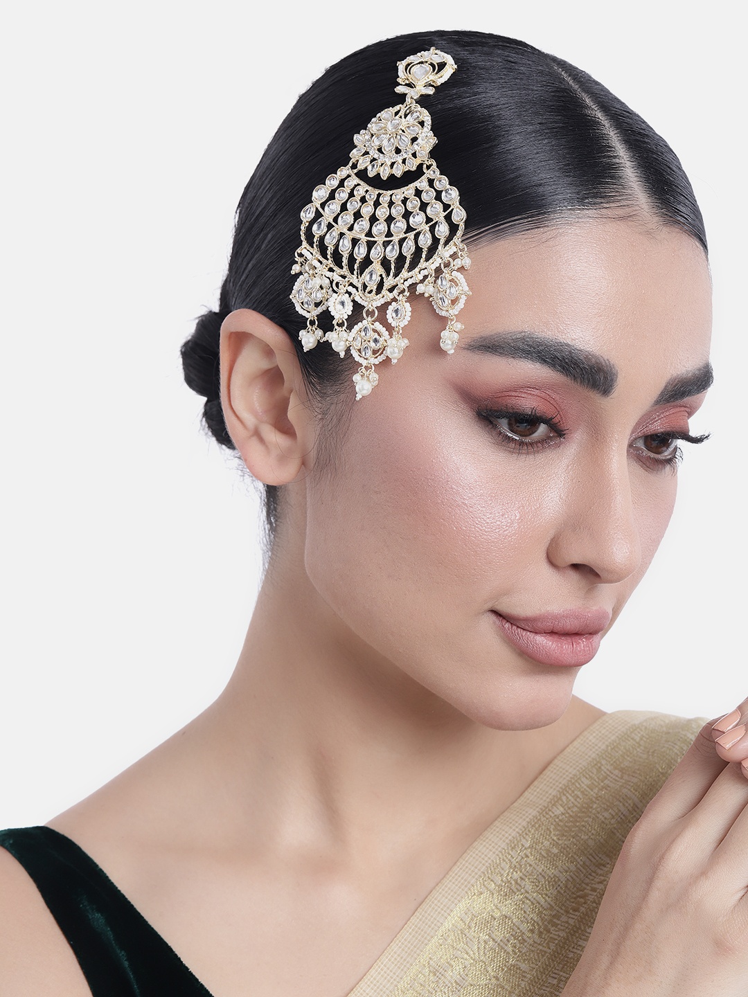 

Peora Gold-Plated Kundan-Studded Maang Tikka, White