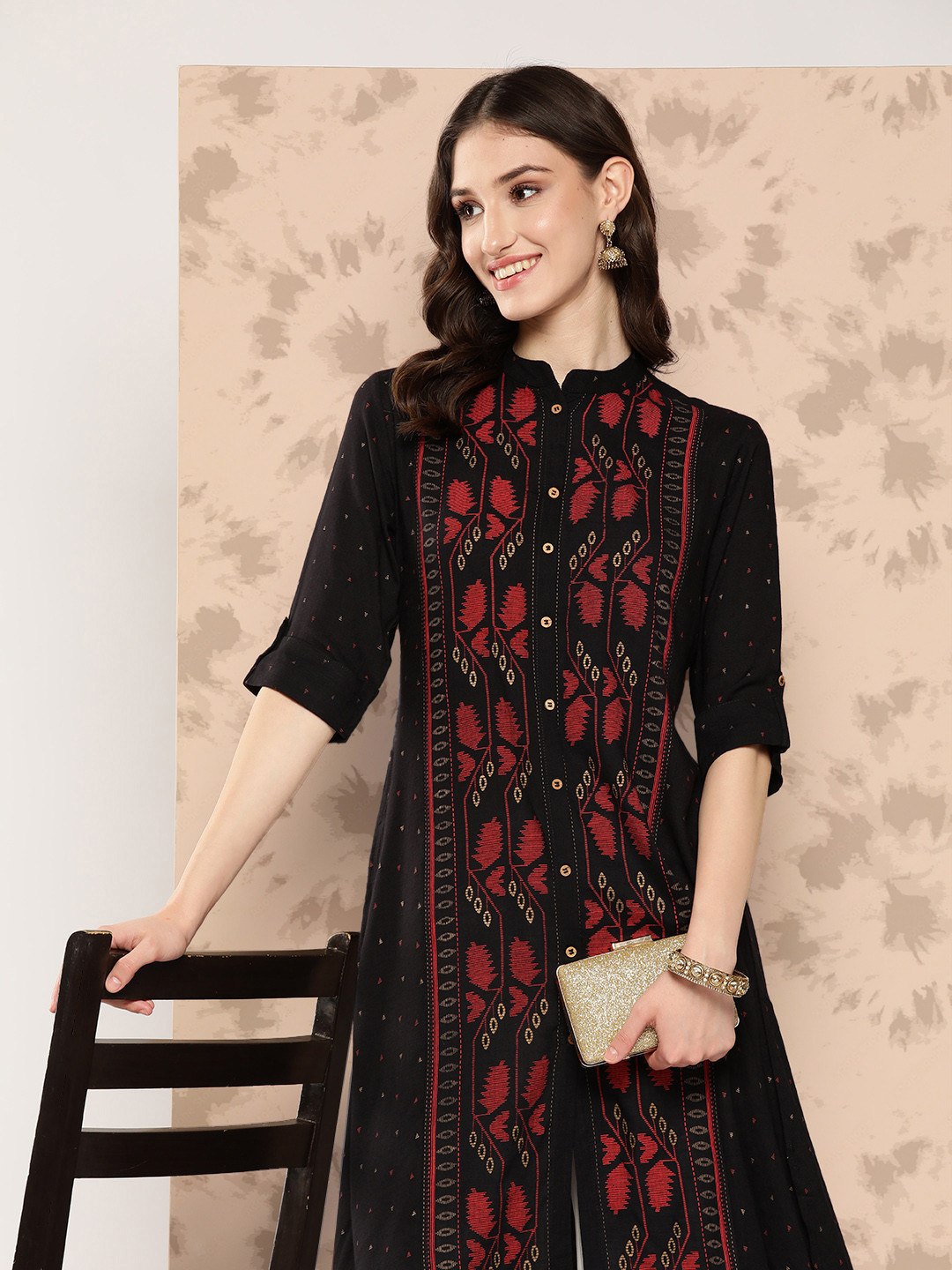 

Juniper Rayon Printed Asymmetric Kurta, Black