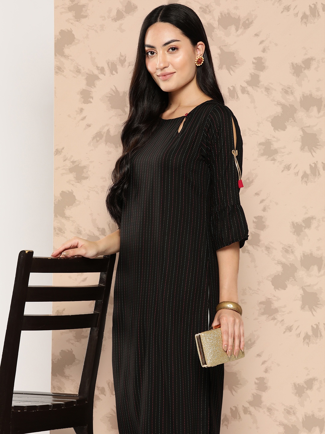 

Juniper Rayon Striped Straight Kurta, Black