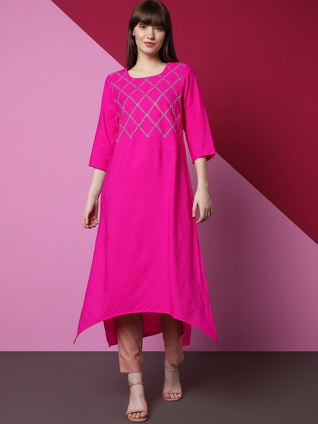 

Indifusion Asymmetric Gotta Patti A-Line Kurta, Pink