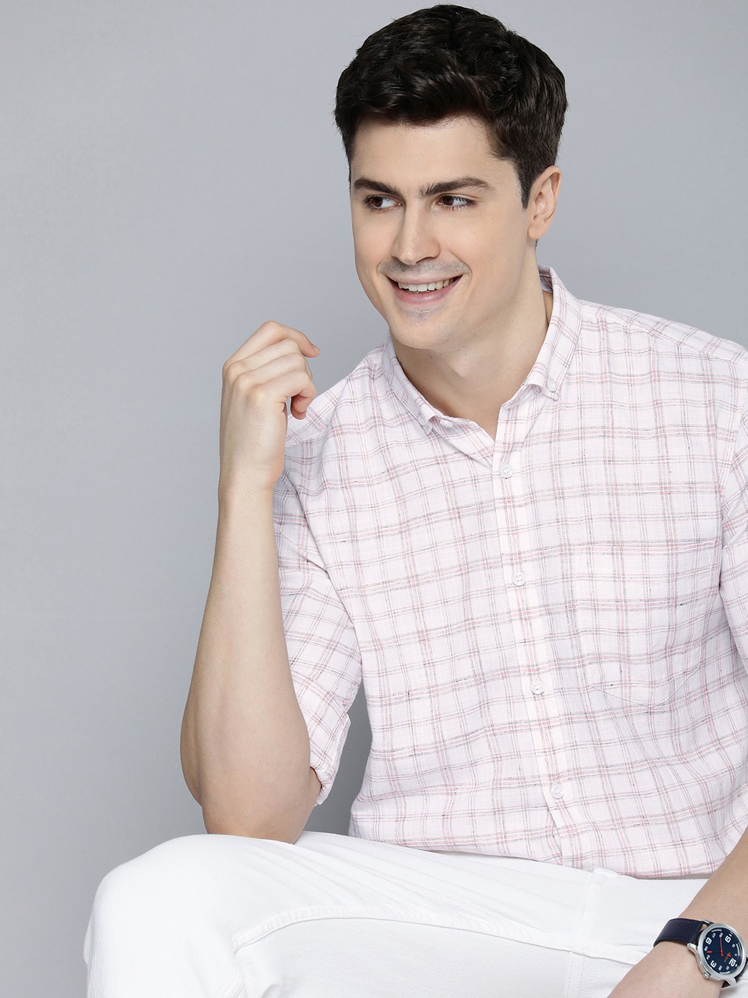 

Mast & Harbour Men Pink Standard Opaque Checked Casual Shirt
