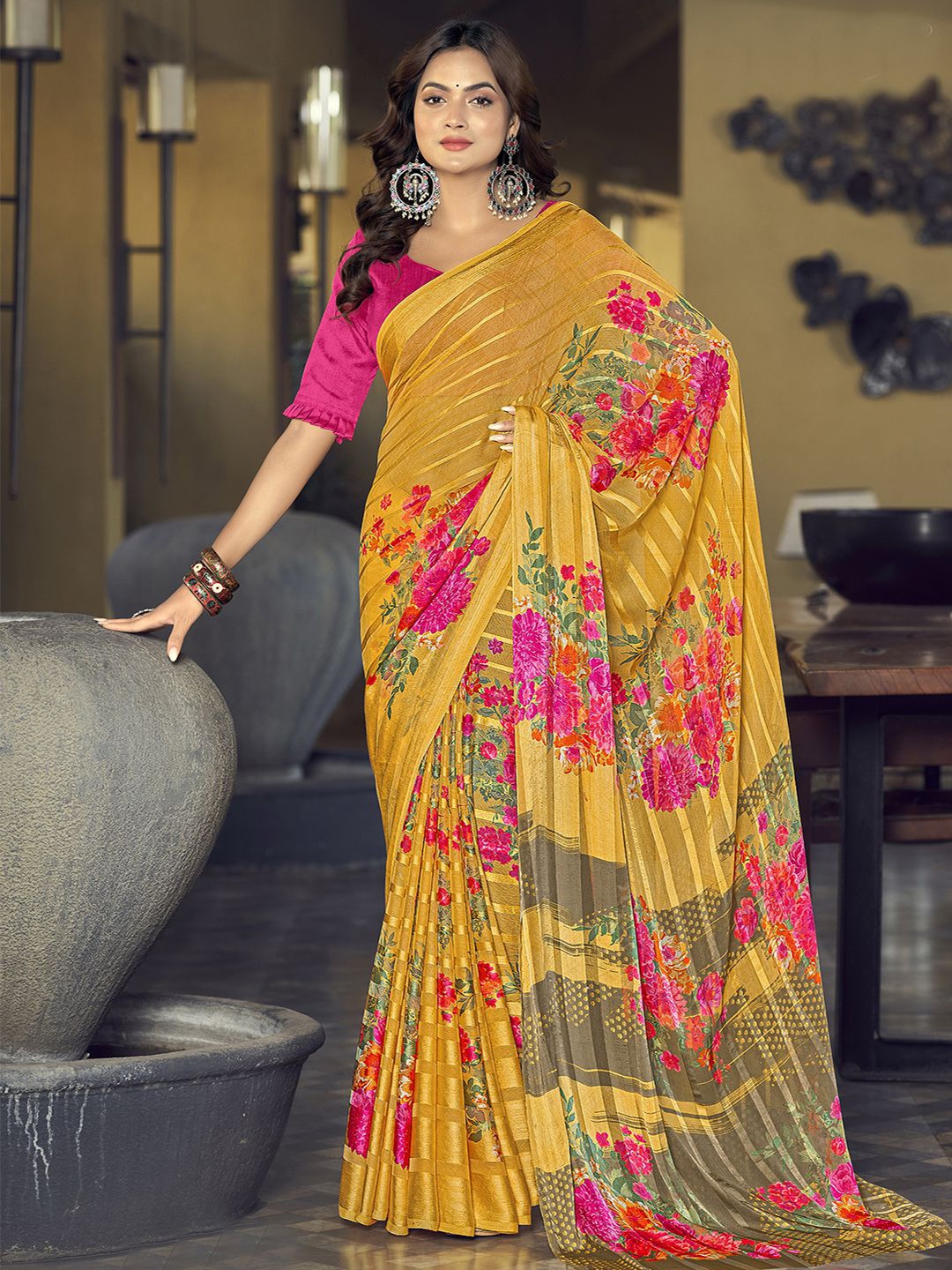 

Mitera Floral Poly Chiffon Saree With Blouse Piece, Yellow