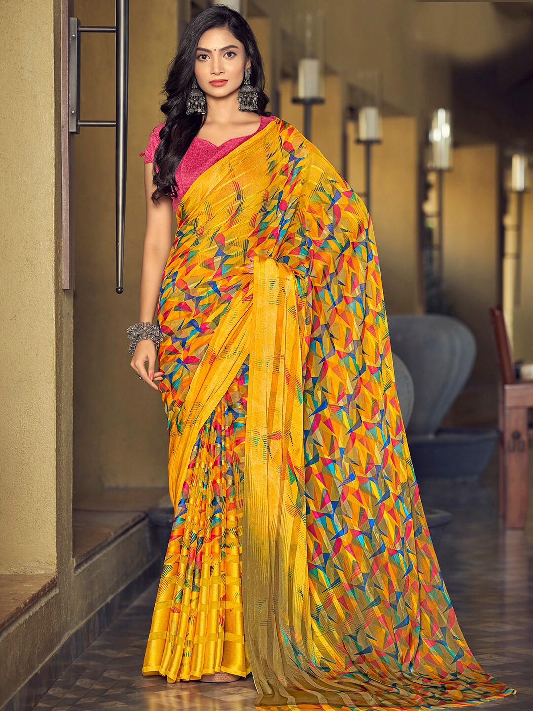 

Mitera Geometric Printed Saree, Yellow